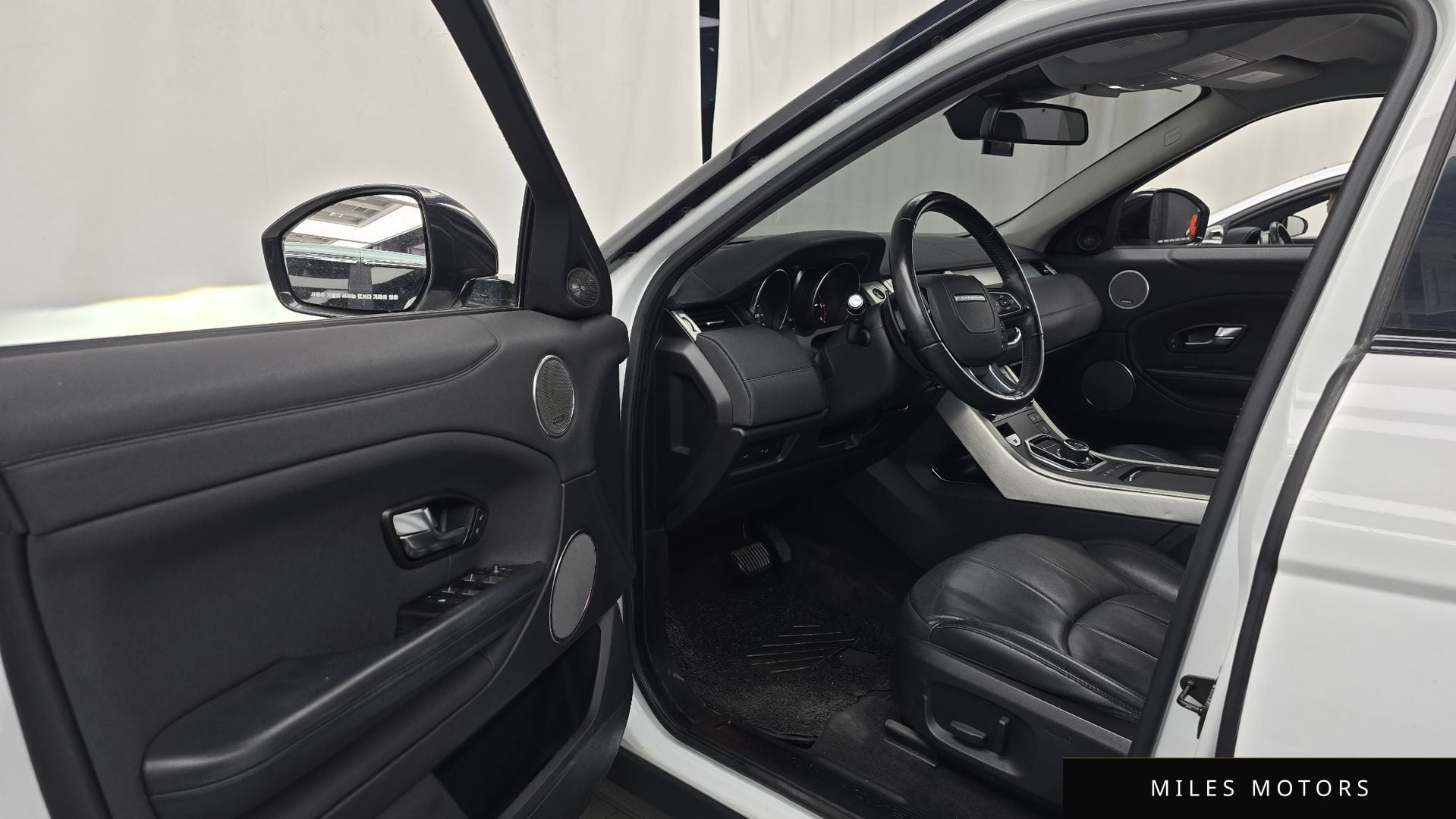 Land Rover Range Rover Evoque 2018 — миниатюра 10