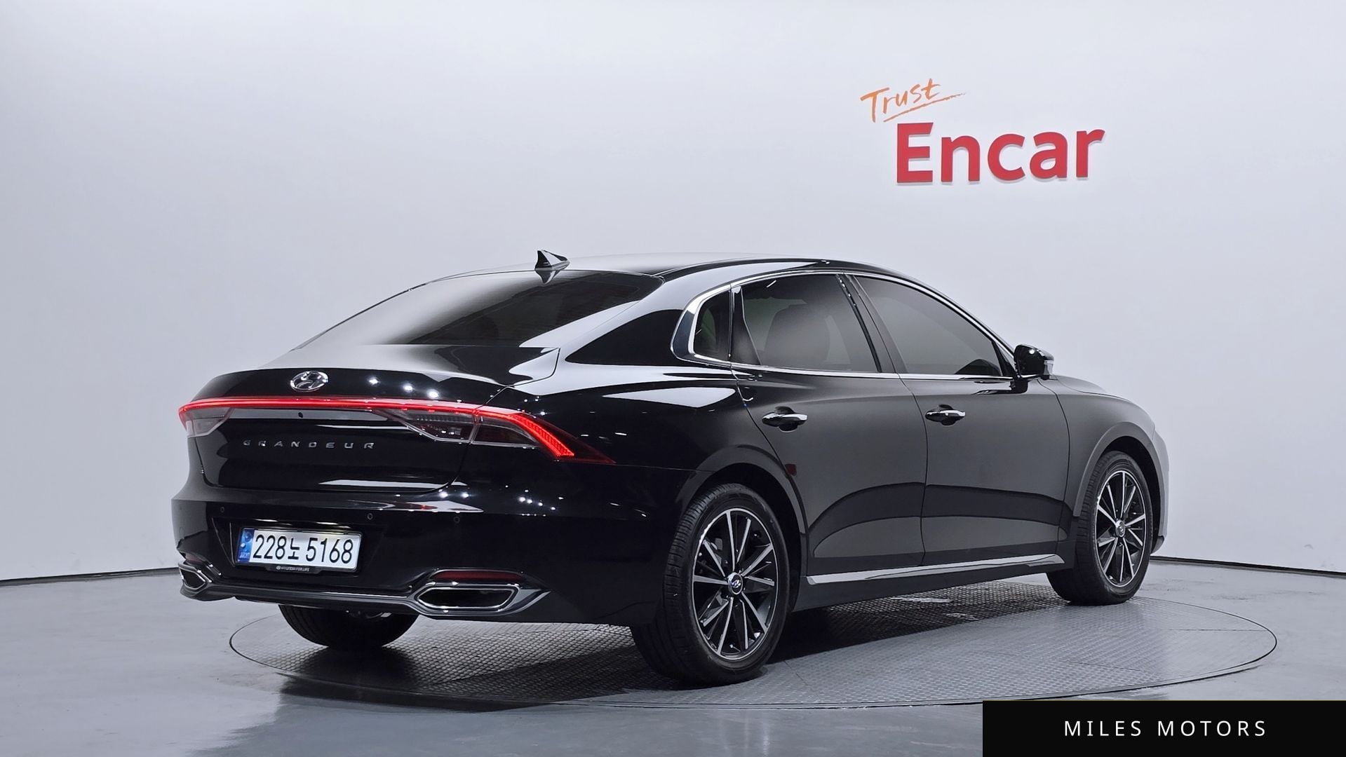 Hyundai Grandeur 2022 — миниатюра 2