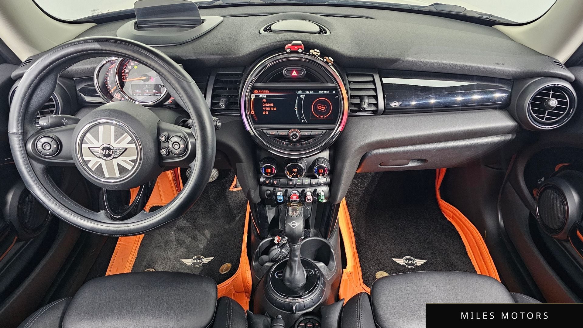 MINI Cooper 2018 — миниатюра 9