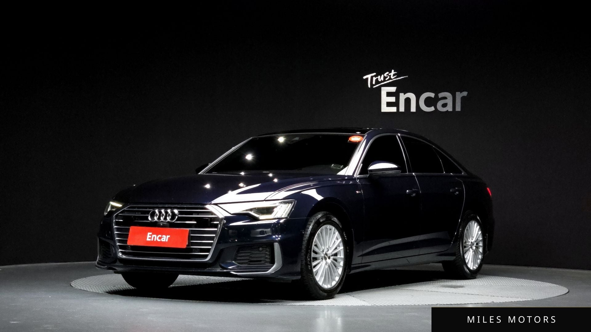Audi A6 (C8) 2020 — фото 1 из 12