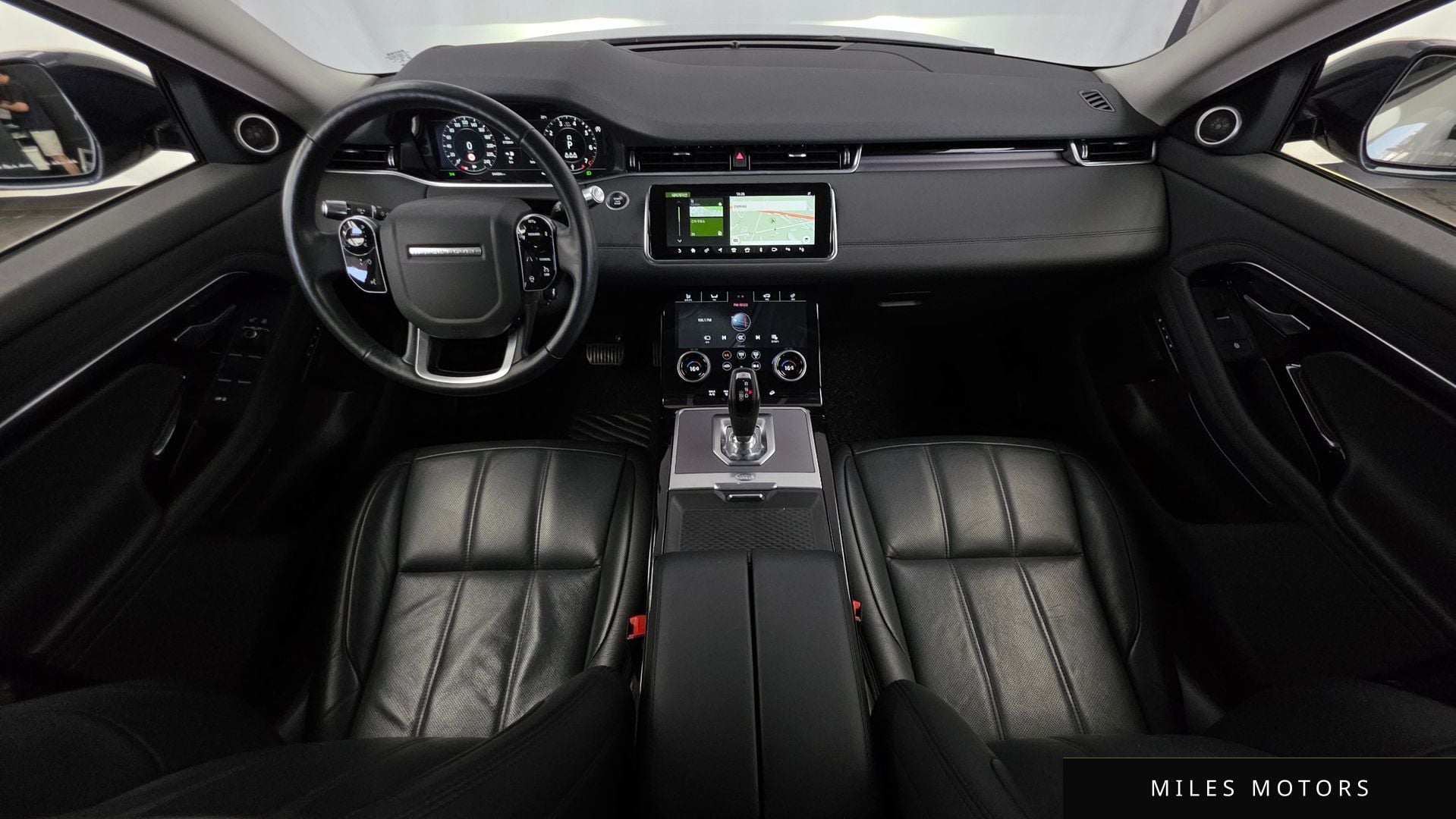 Land Rover Range Rover Evoque 2020 — миниатюра 10