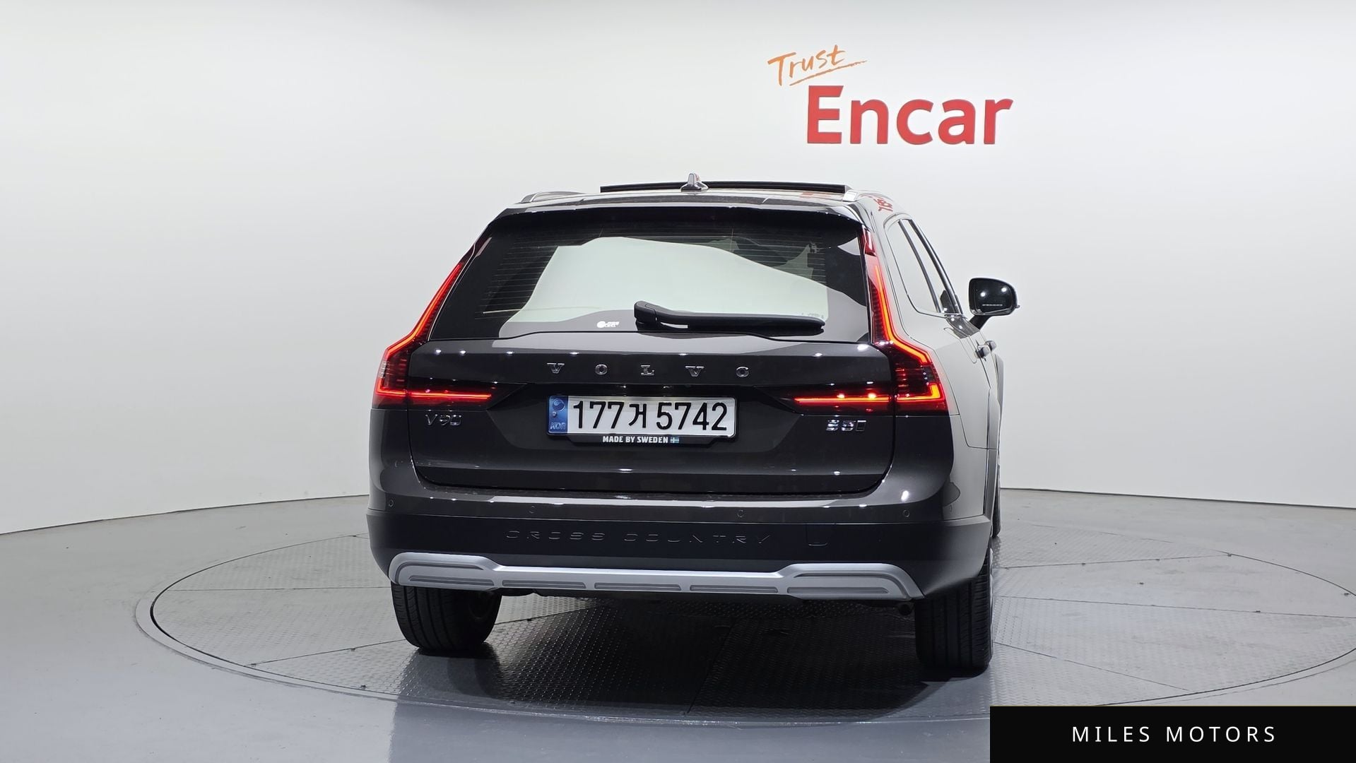 Volvo V90 2021 — миниатюра 4
