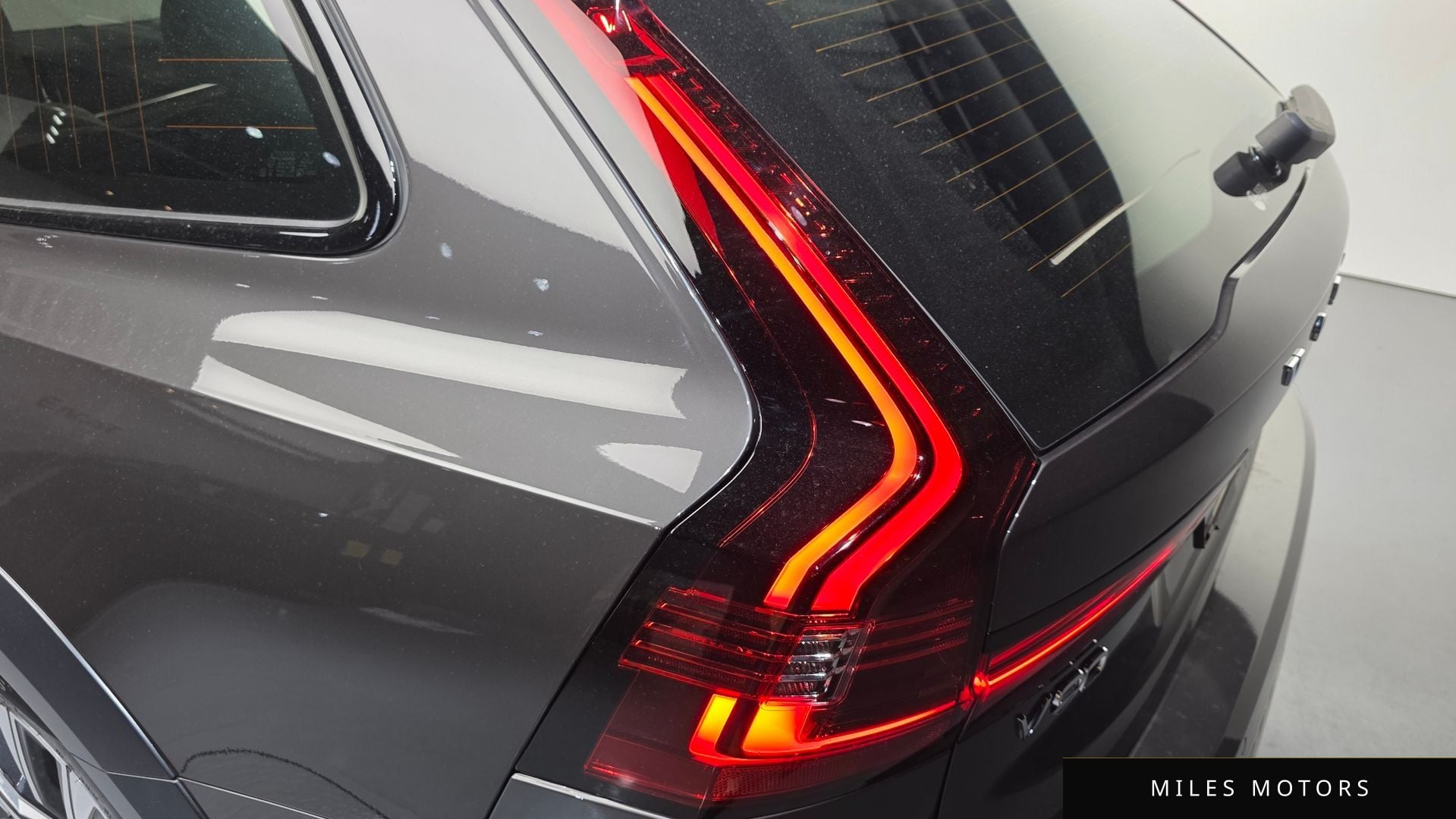 Volvo V90 2021 — миниатюра 9