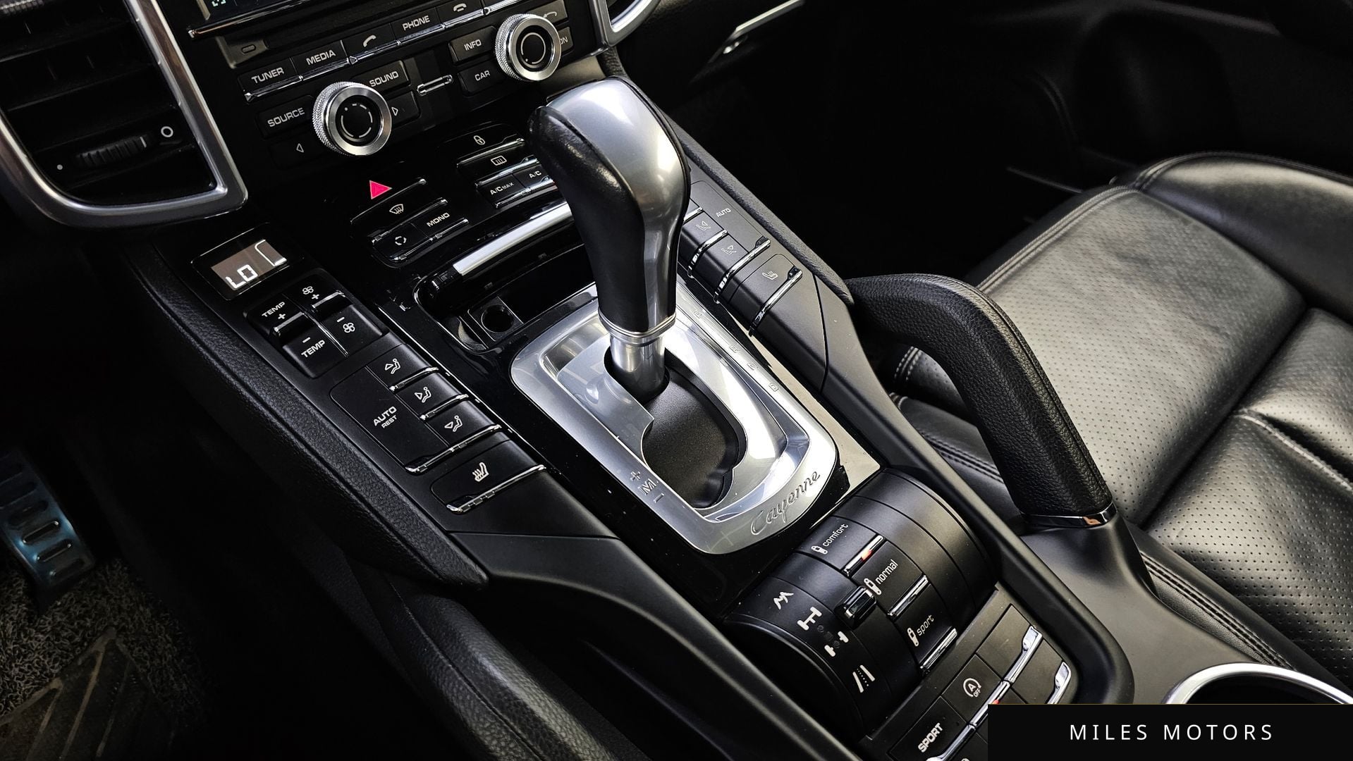 Porsche Cayenne 2012 — миниатюра 9