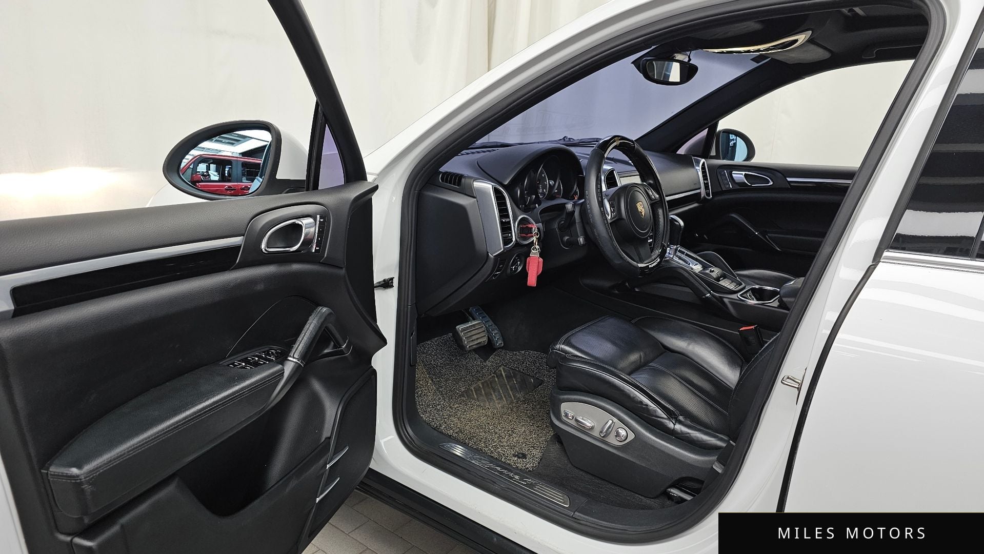 Porsche Cayenne 2012 — миниатюра 10