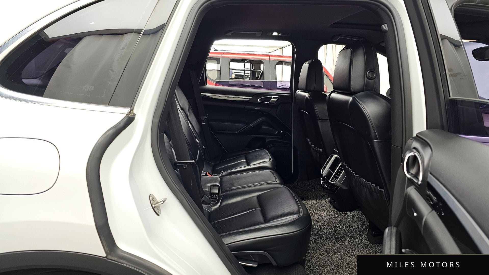 Porsche Cayenne 2012 — миниатюра 12