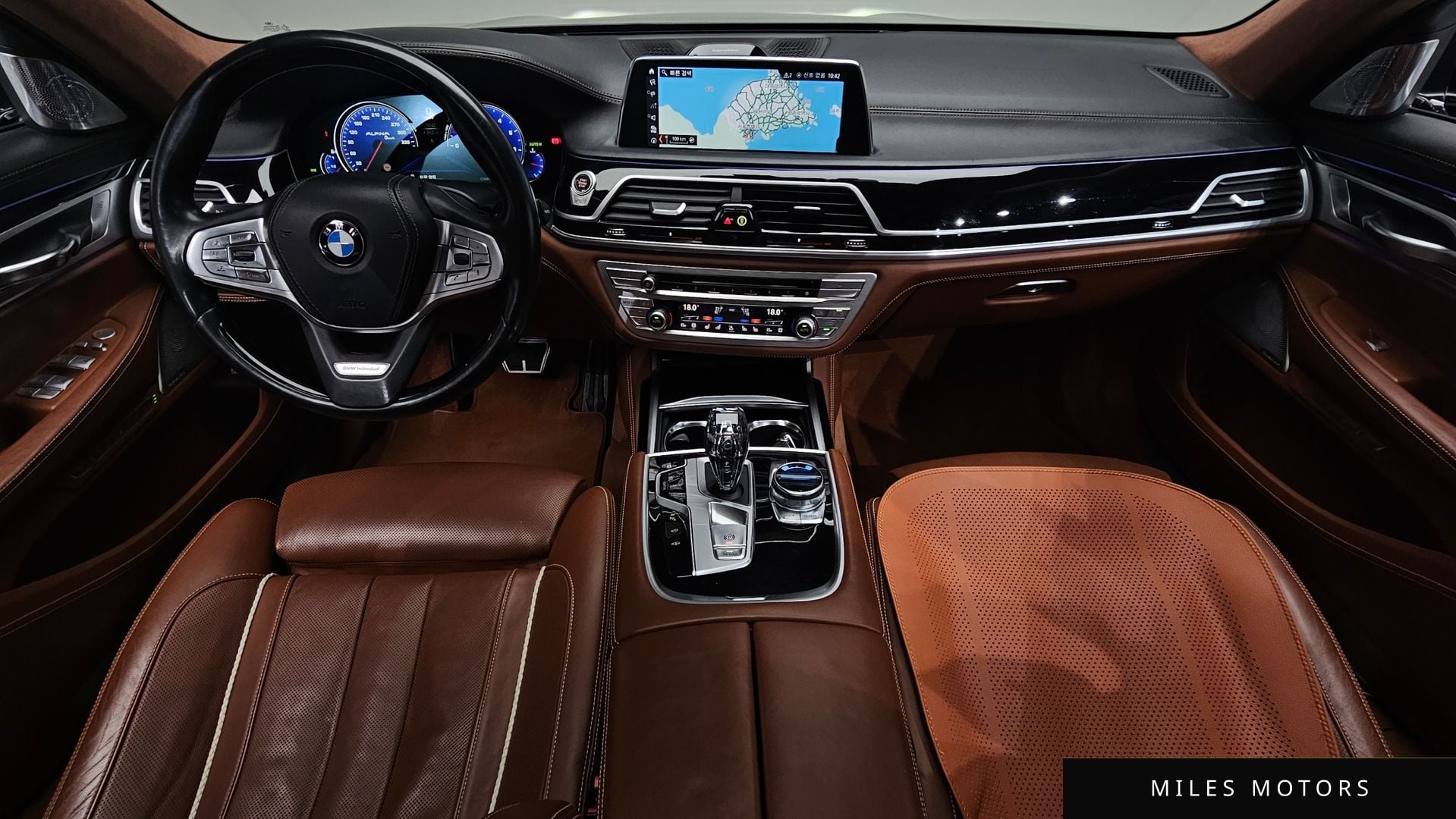 BMW 7 Series (G11) 2017 — миниатюра 10