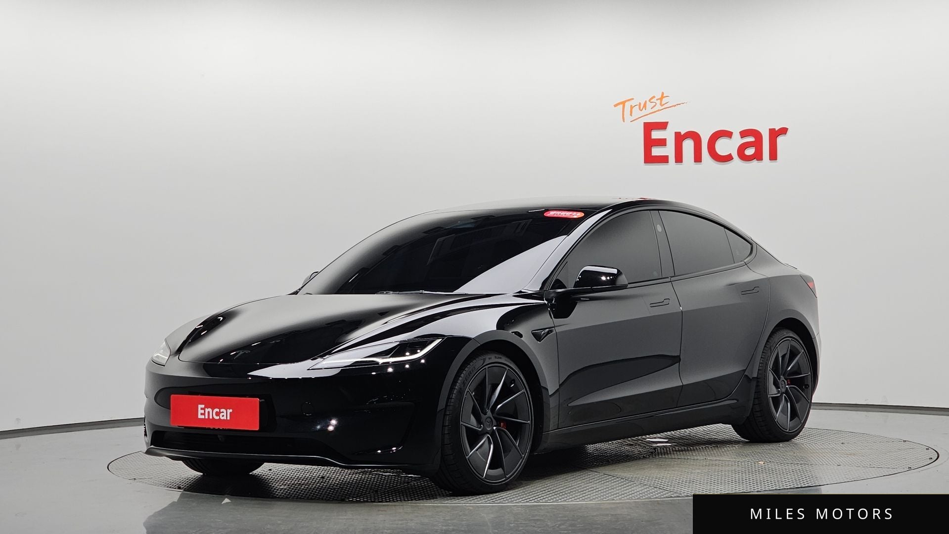 Tesla Model 3 2026 — фото 1 из 12