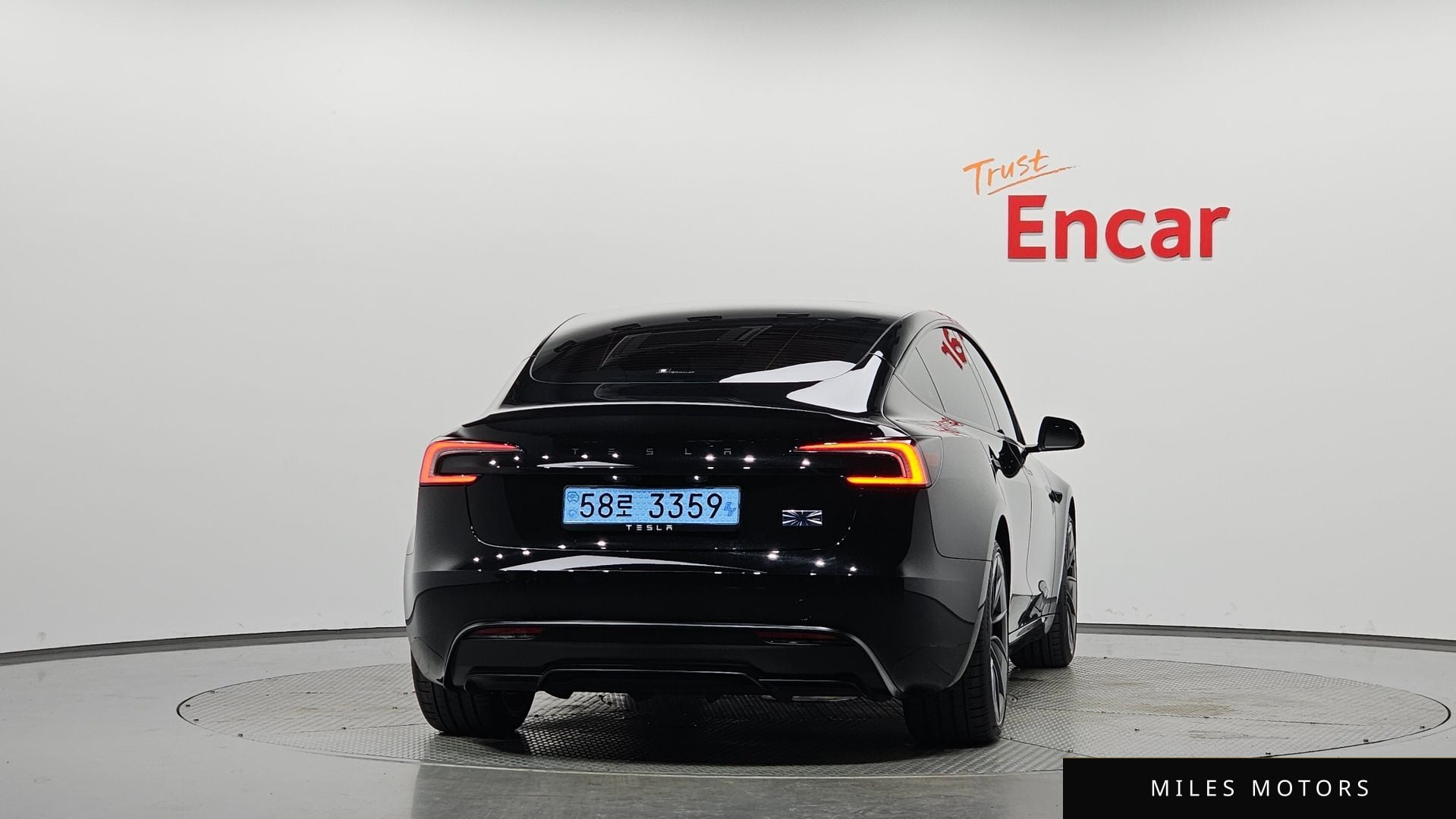 Tesla Model 3 2026 — миниатюра 4