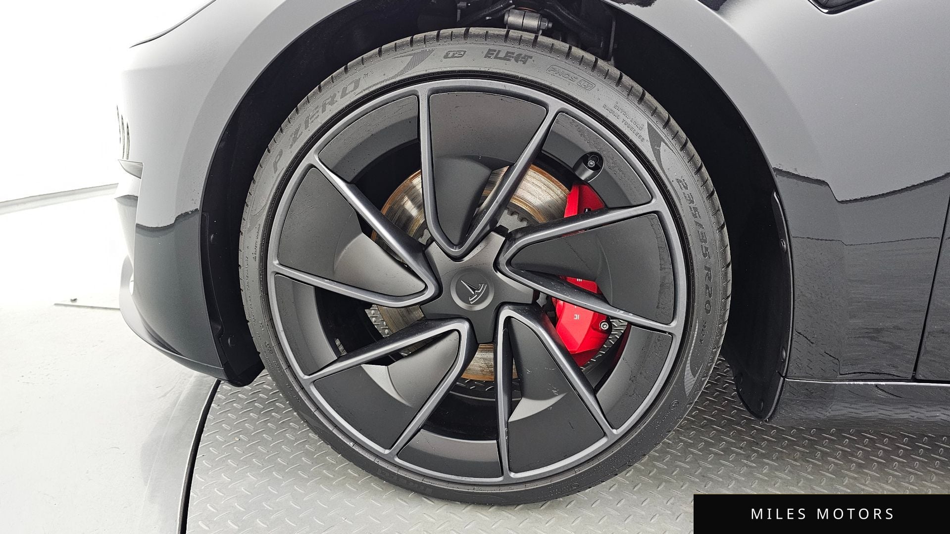 Tesla Model 3 2026 — миниатюра 5
