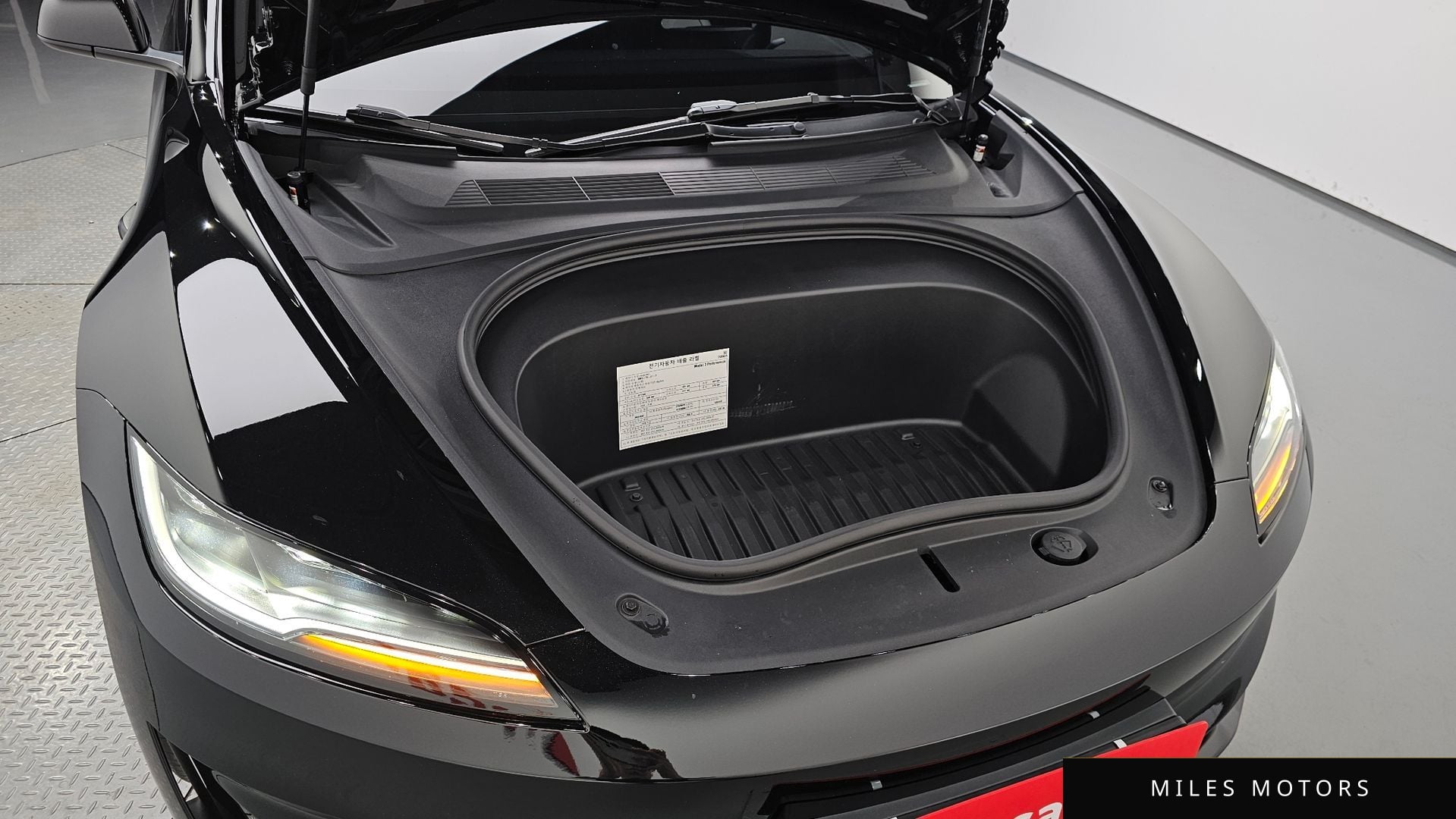 Tesla Model 3 2026 — миниатюра 6