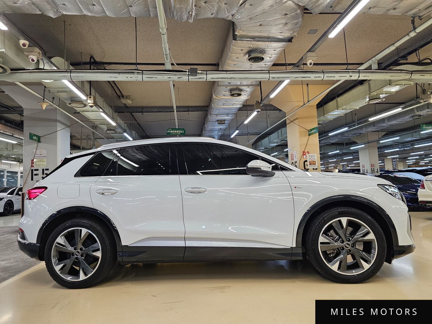 Audi Q4 e-tron 2022 — миниатюра 3