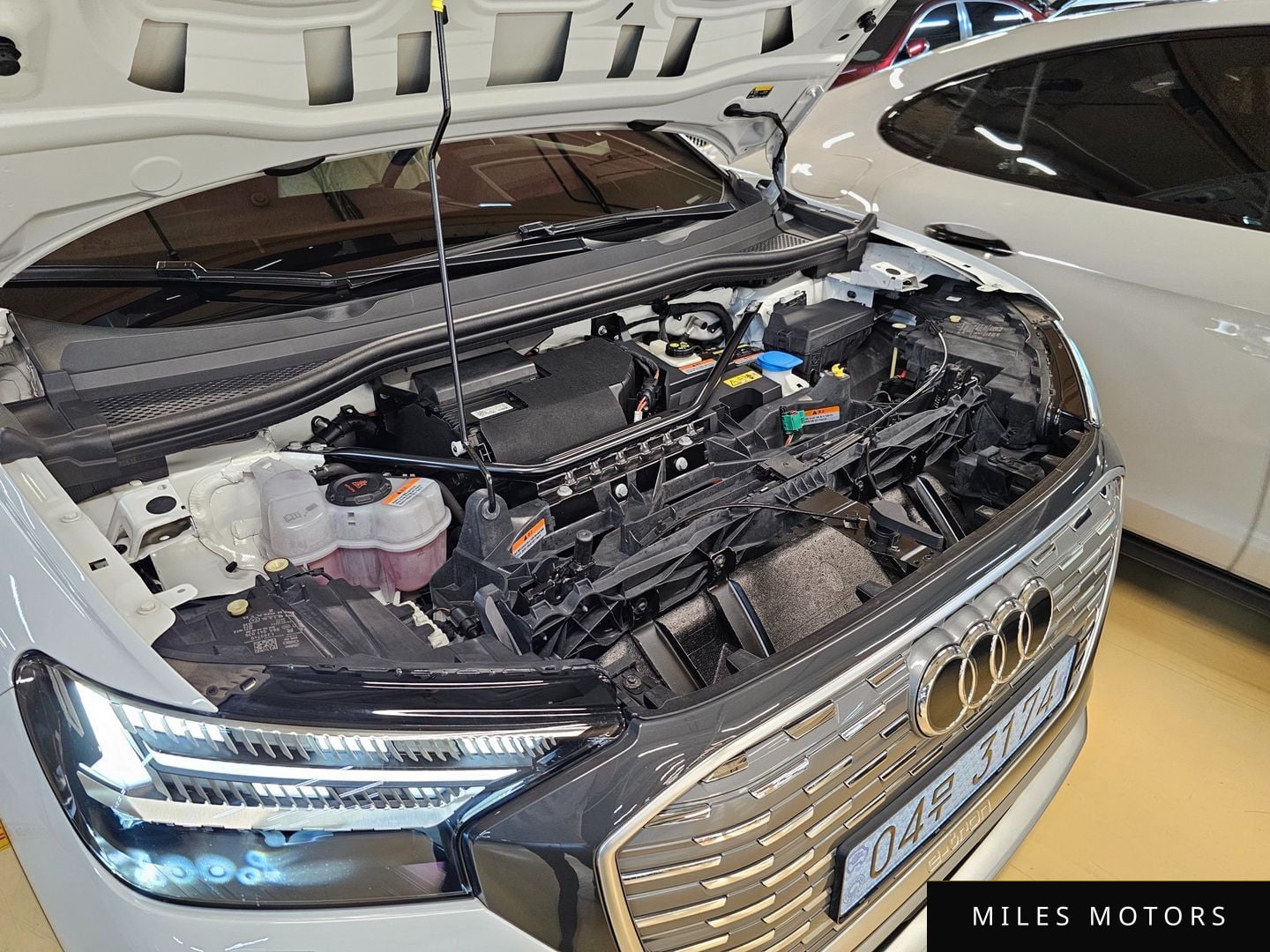 Audi Q4 e-tron 2022 — миниатюра 6