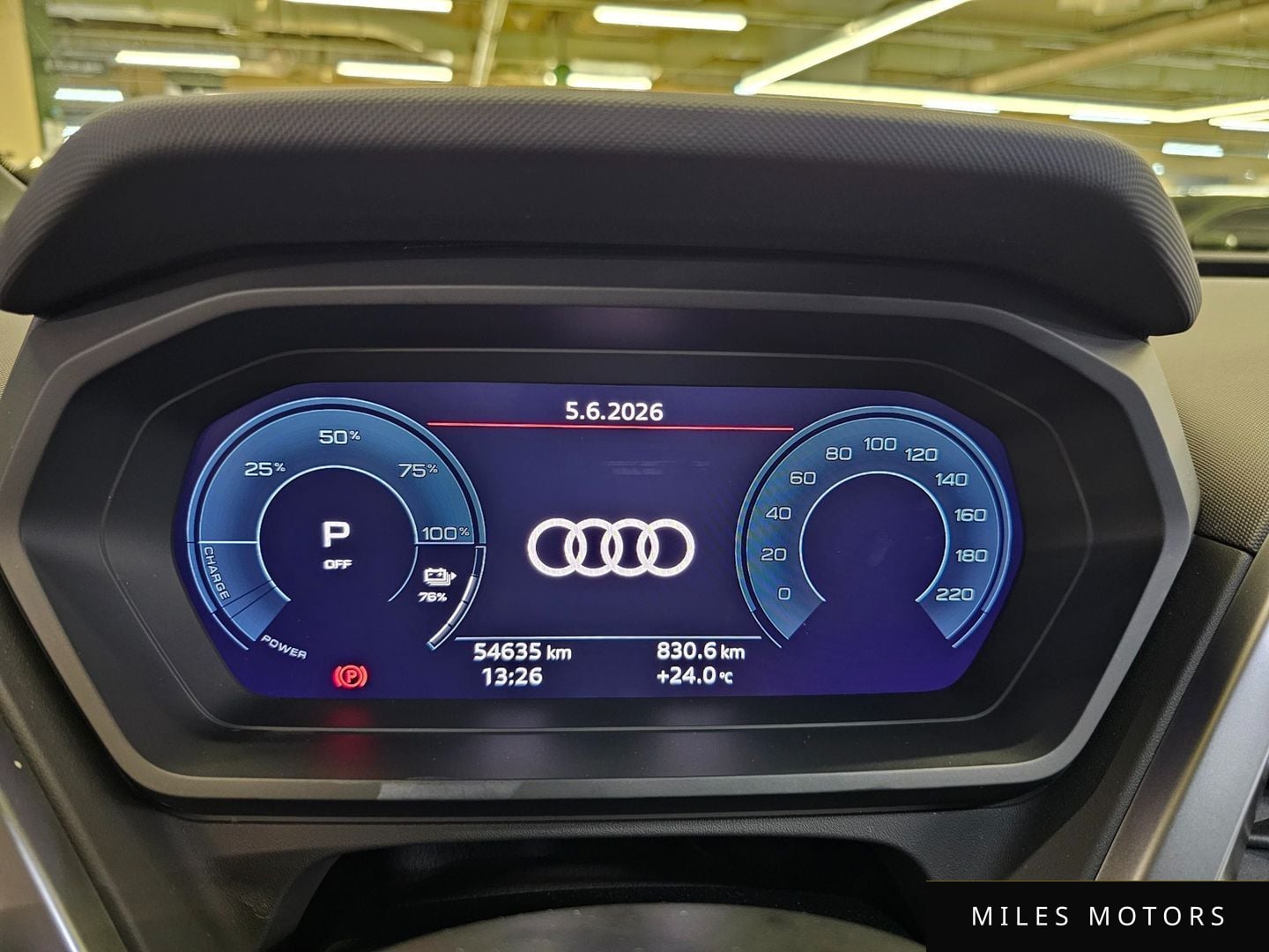 Audi Q4 e-tron 2022 — миниатюра 8