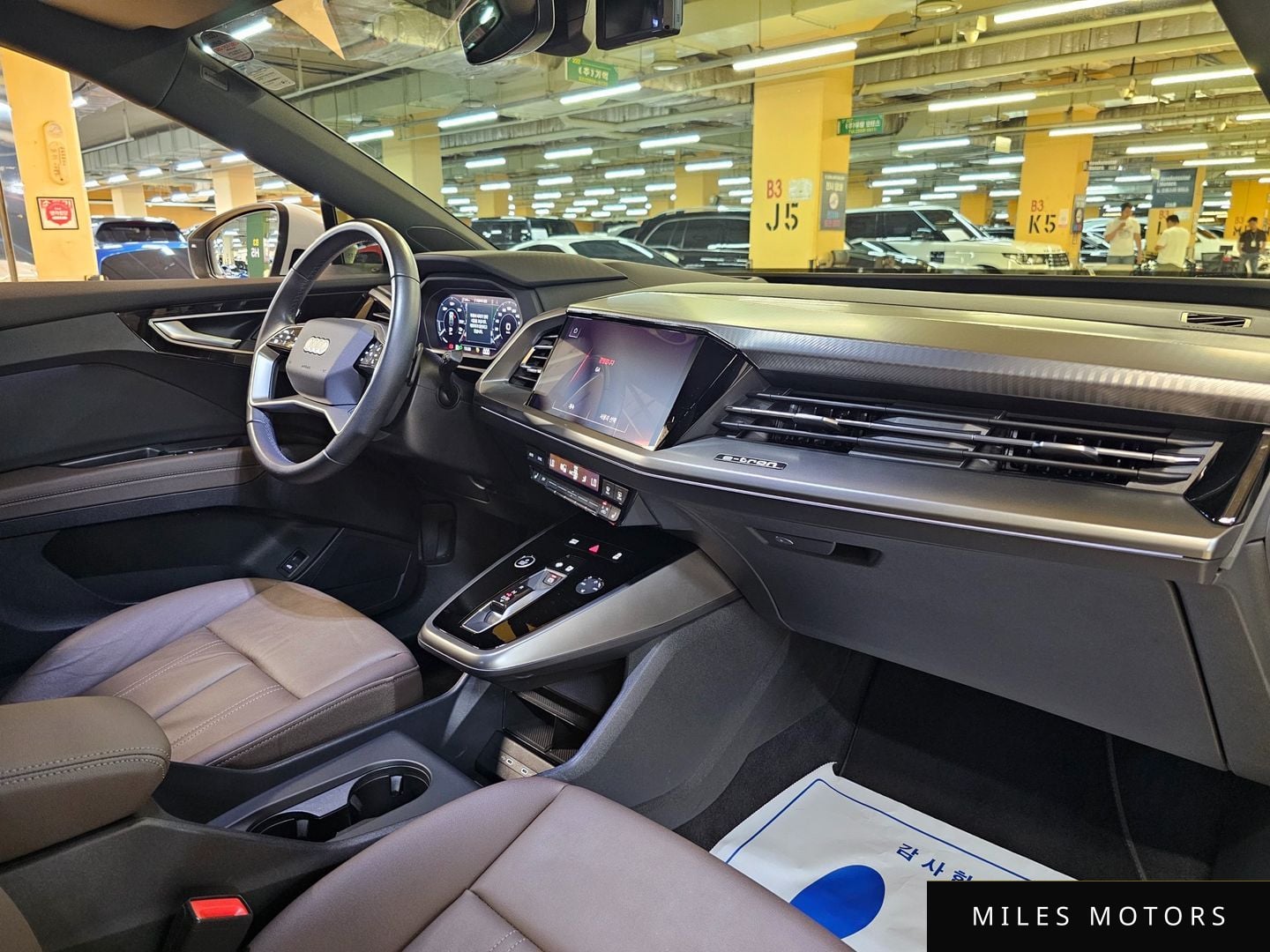 Audi Q4 e-tron 2022 — миниатюра 10