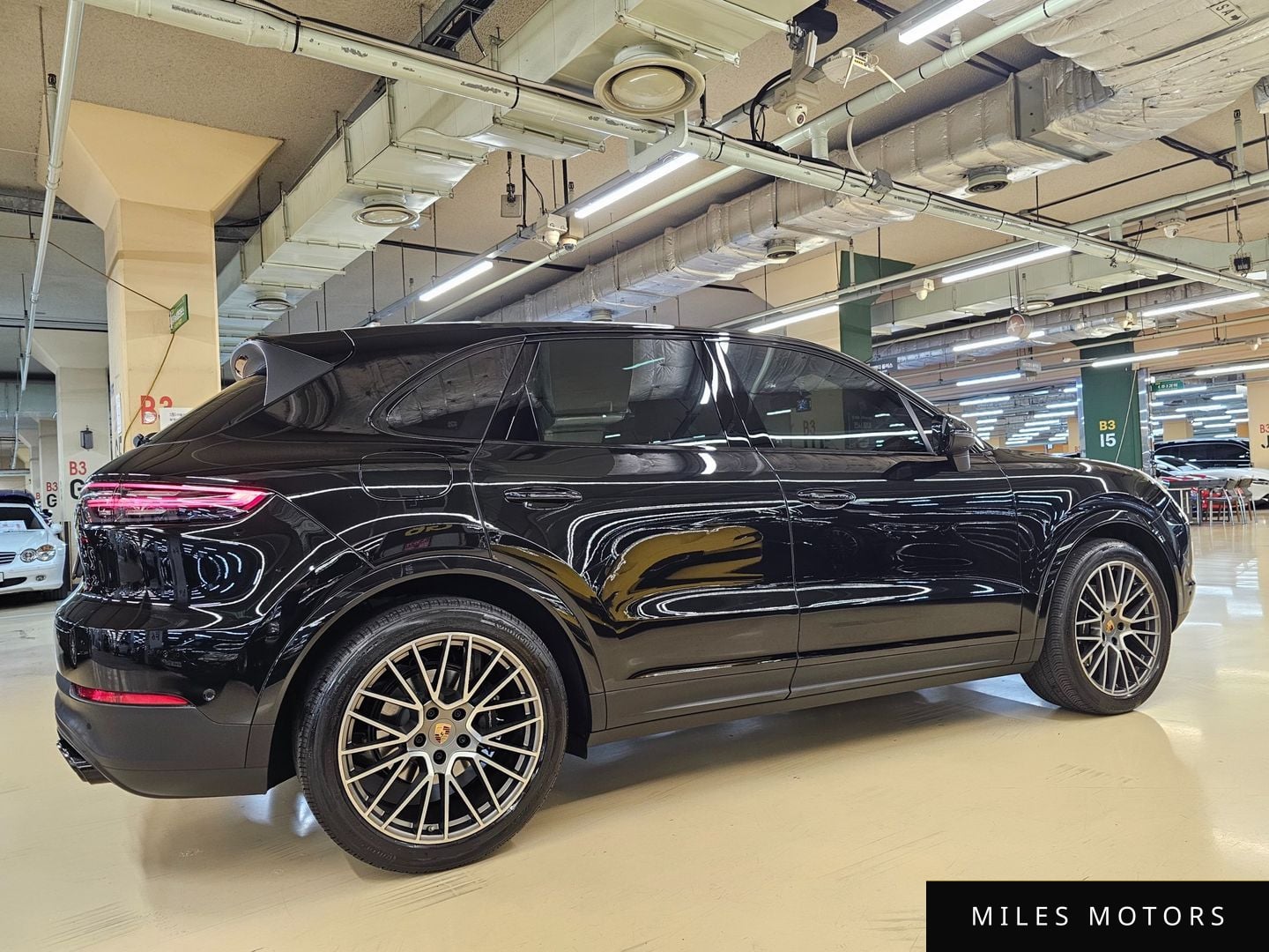 Porsche Cayenne 2023 — миниатюра 4