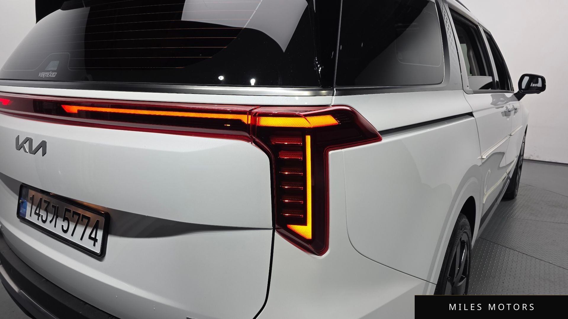 Kia Canival 2025 — миниатюра 8