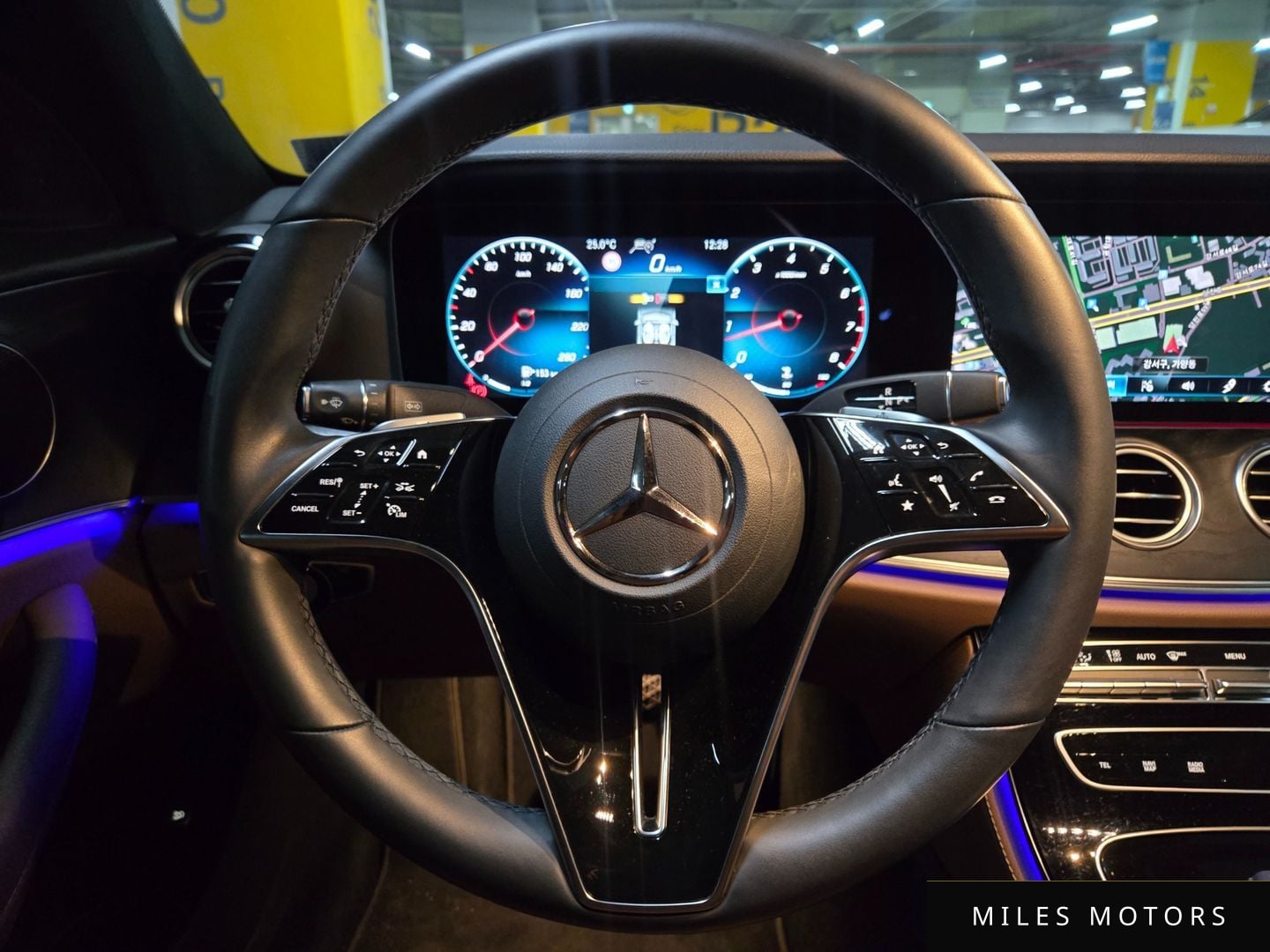 Mercedes-Benz E-Class W213 2023 — миниатюра 10