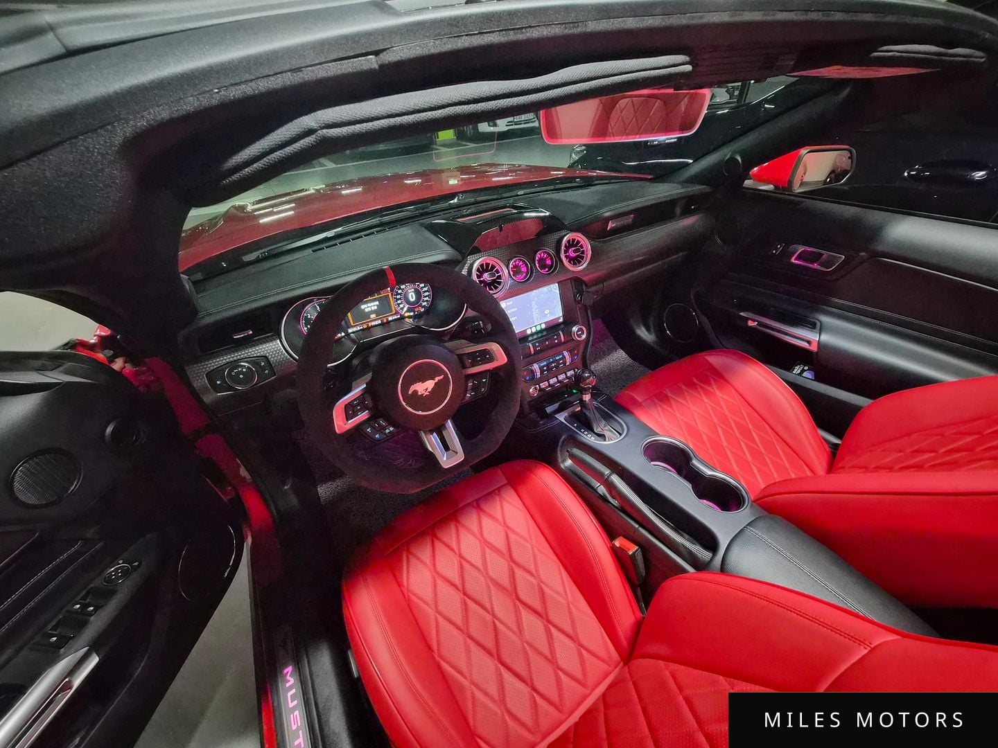 Ford Mustang 2022 — миниатюра 5