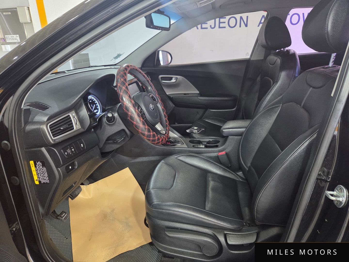 Kia Niro 2017 — миниатюра 10