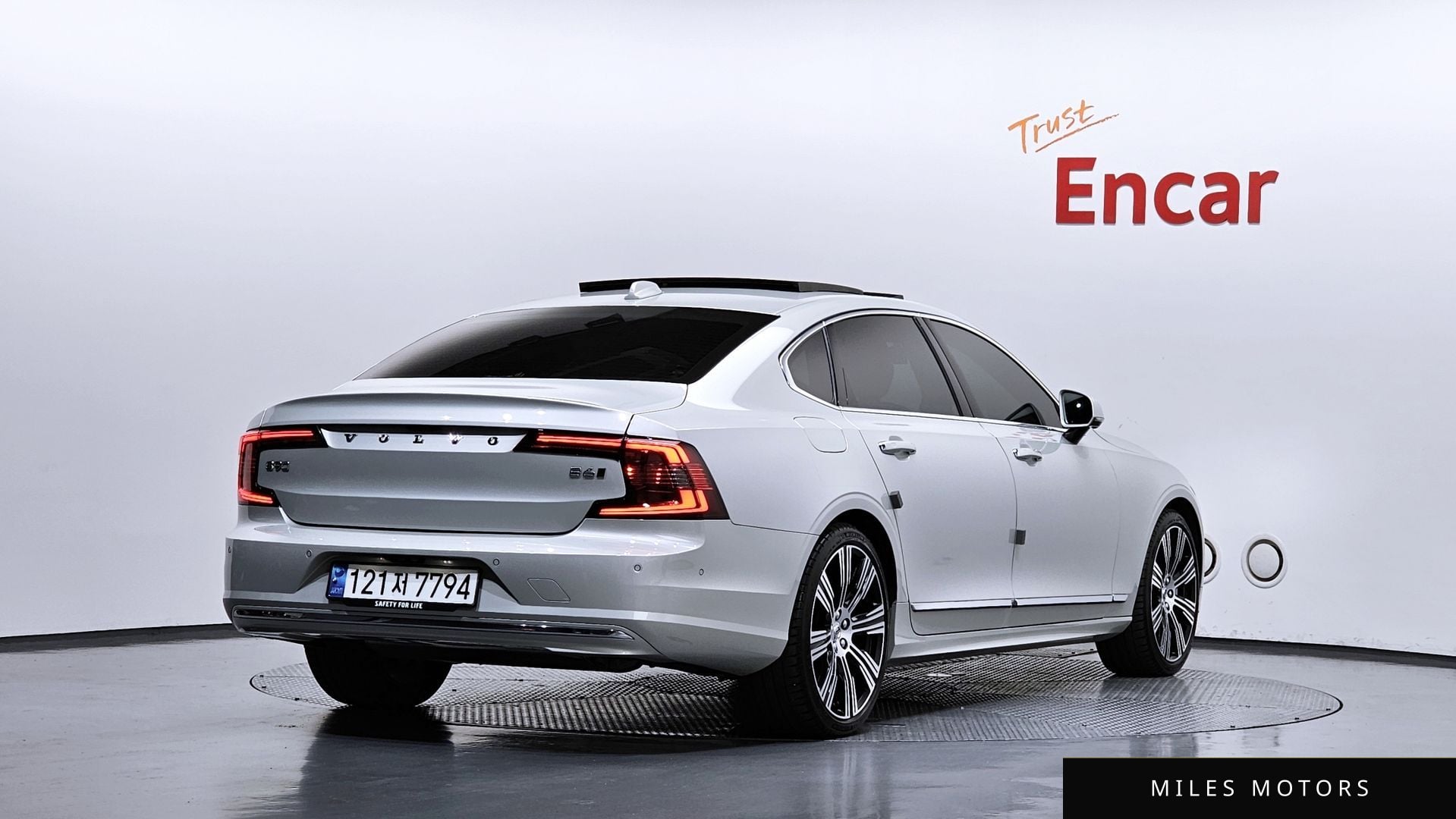Volvo S90 2022 — миниатюра 2