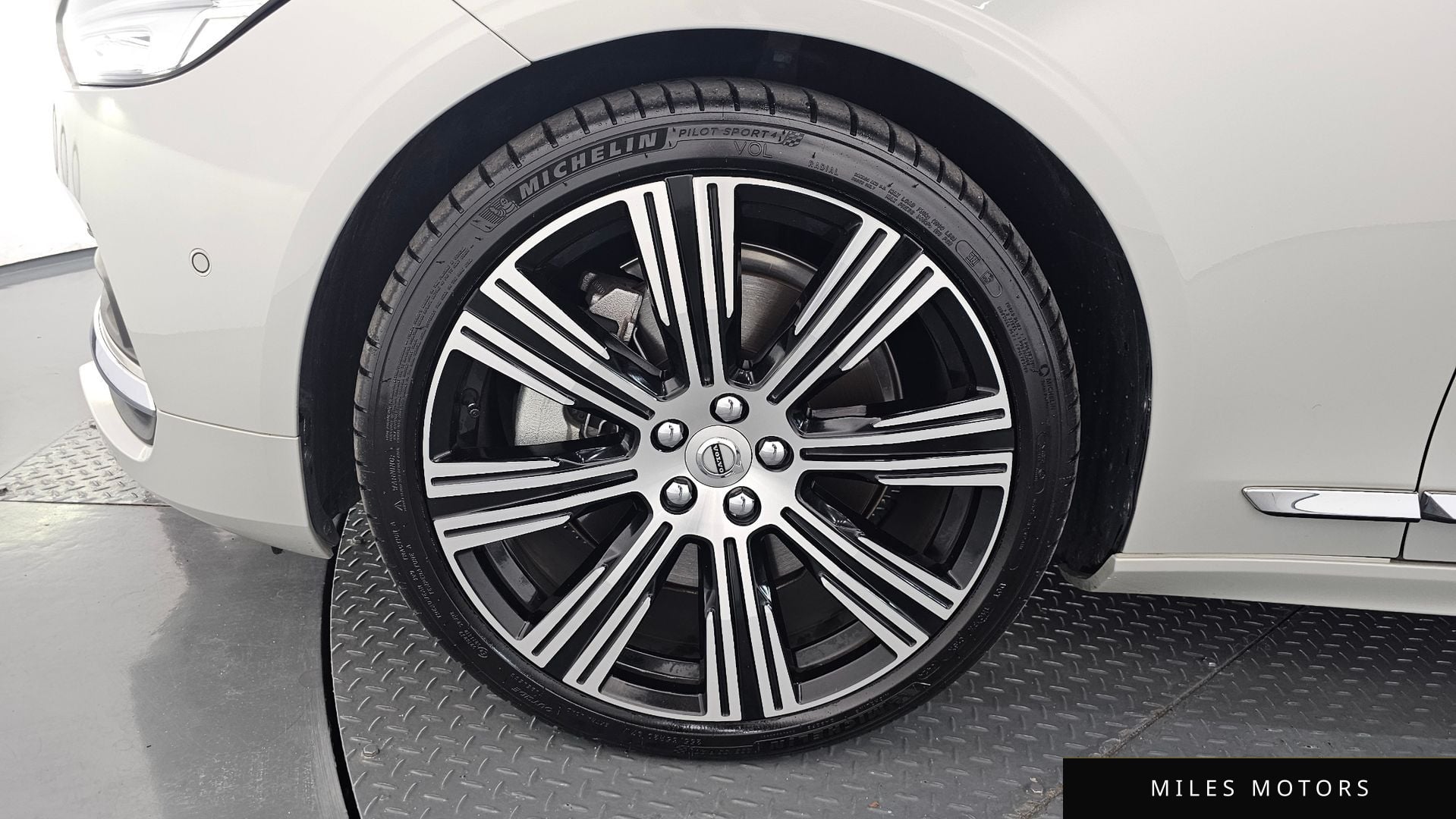 Volvo S90 2022 — миниатюра 5
