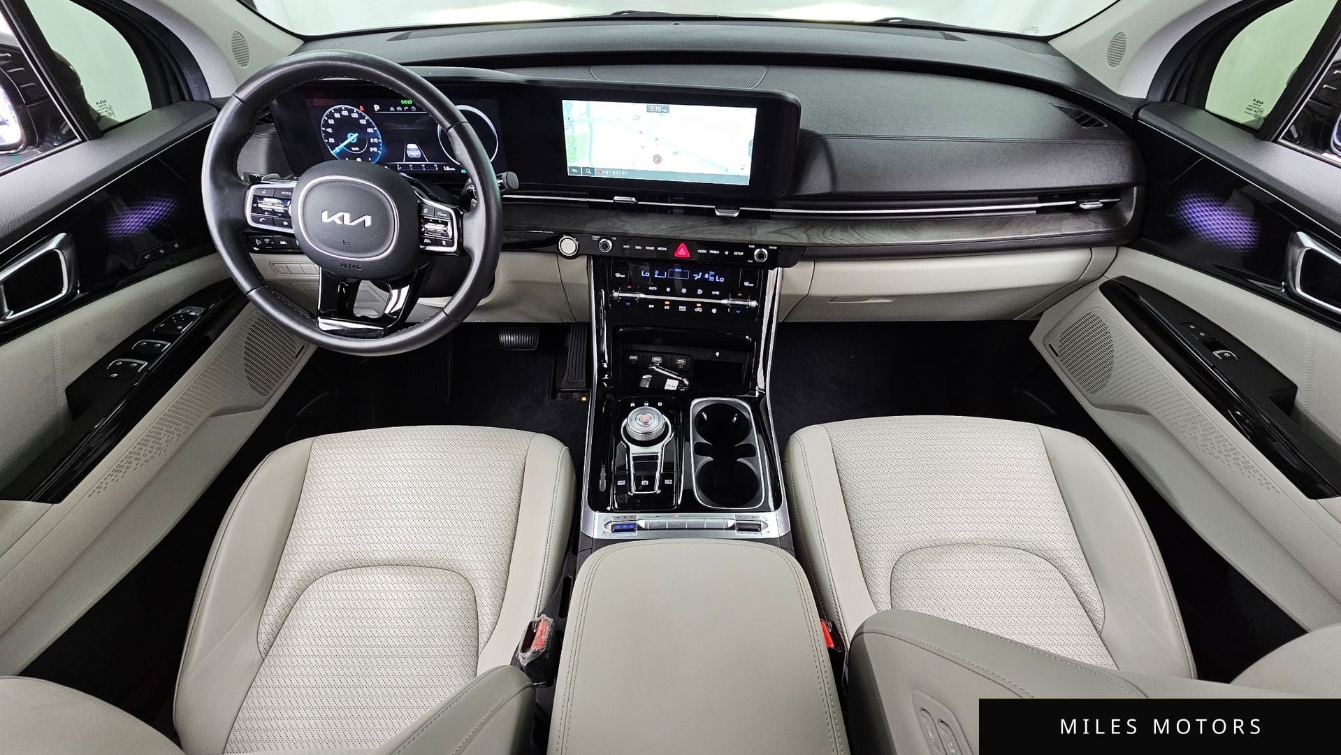 Kia Carnival 2023 — миниатюра 10