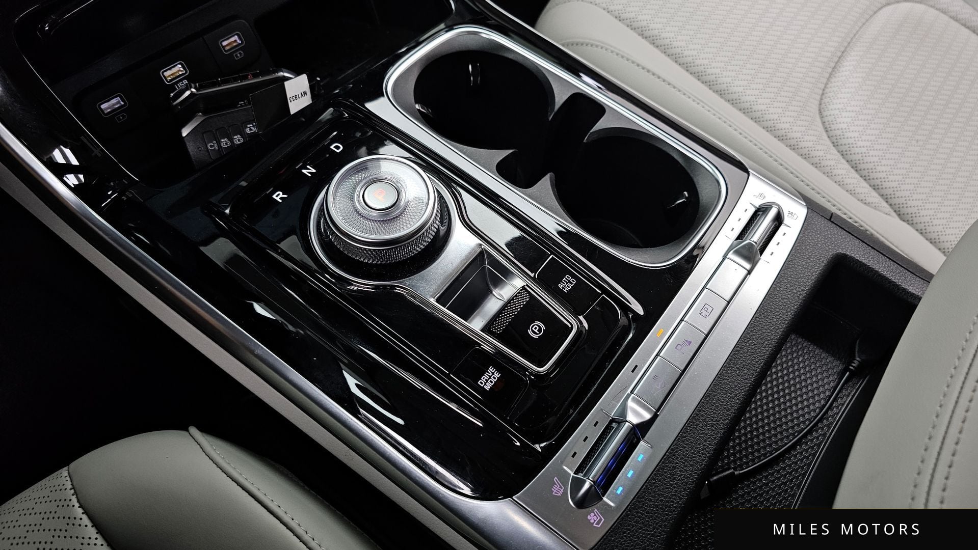 Kia Carnival 2023 — миниатюра 12