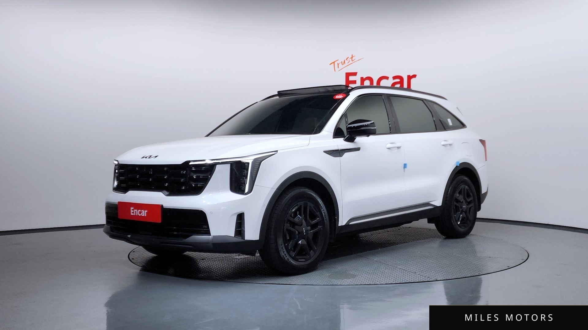 Kia Sorento 2024 — фото 1 из 12