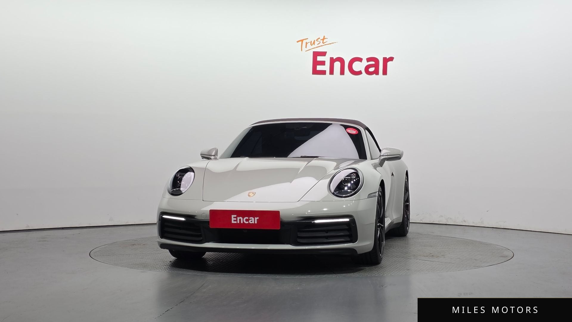Porsche 911 (992) 2023 — миниатюра 2