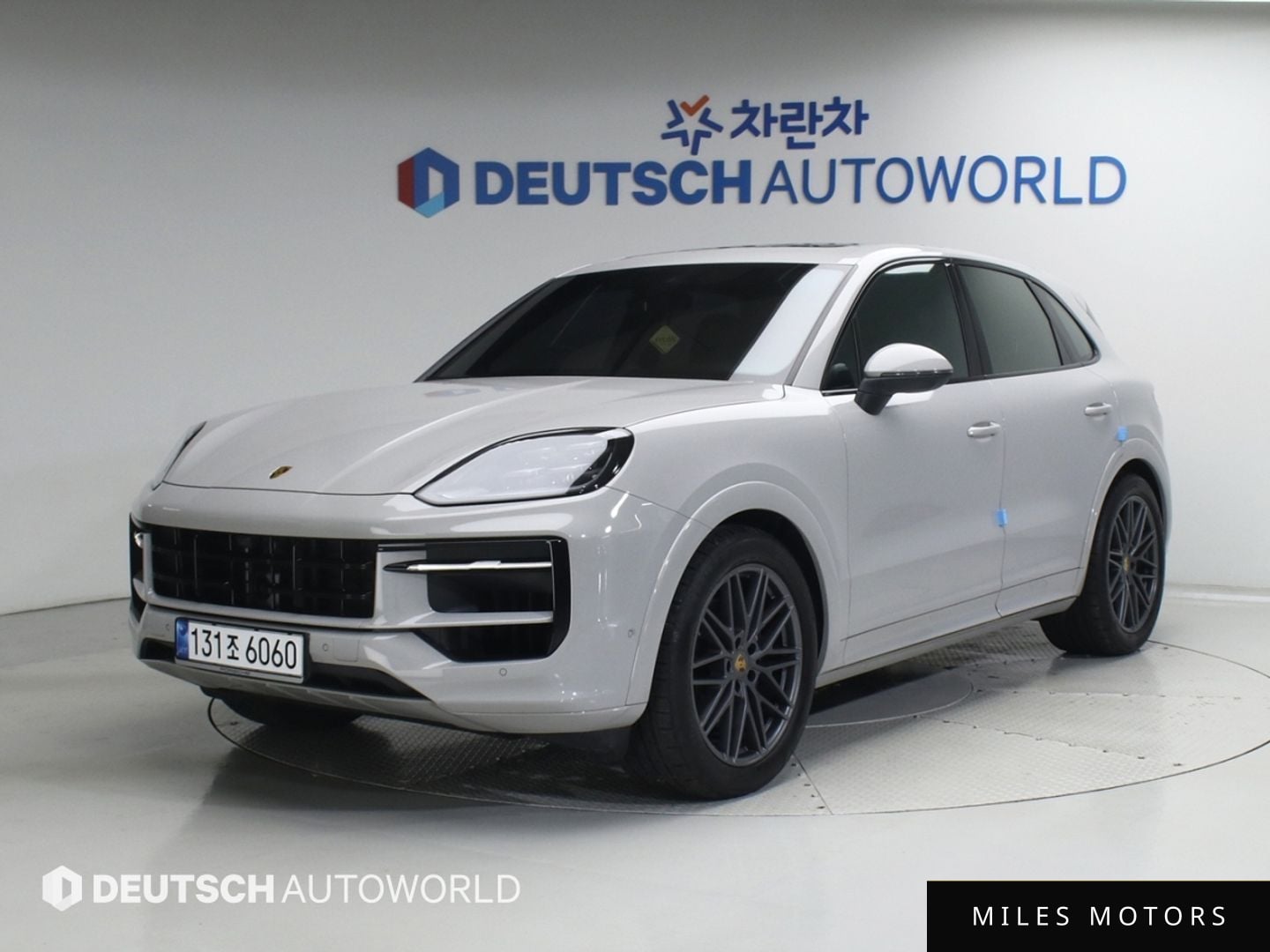 Porsche Cayenne 2024 — фото 1 из 12
