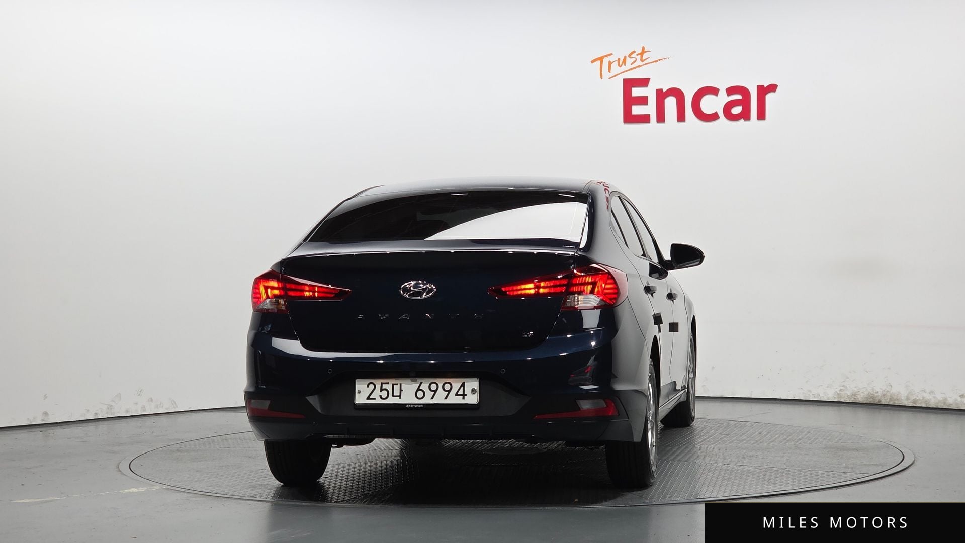 Hyundai AVANTE 2019 — миниатюра 3