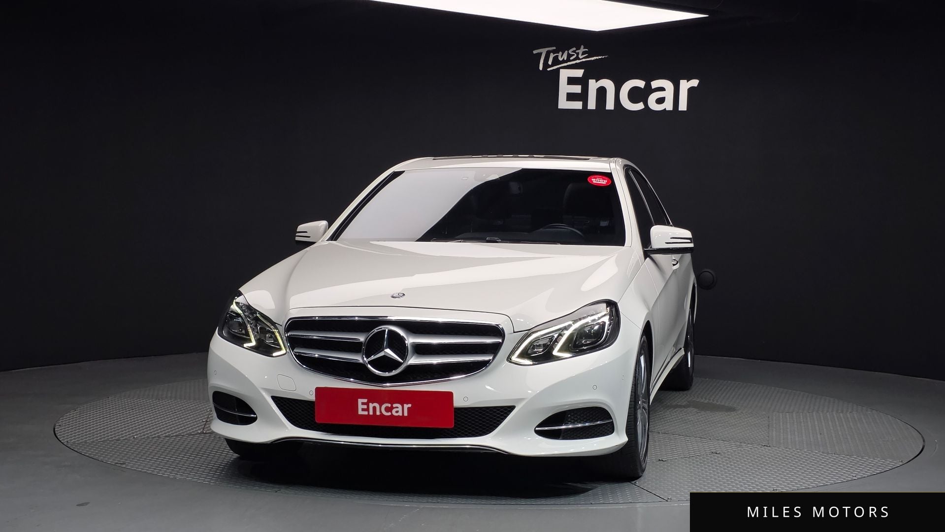 Mercedes-Benz E-Class W212 2016 — миниатюра 3