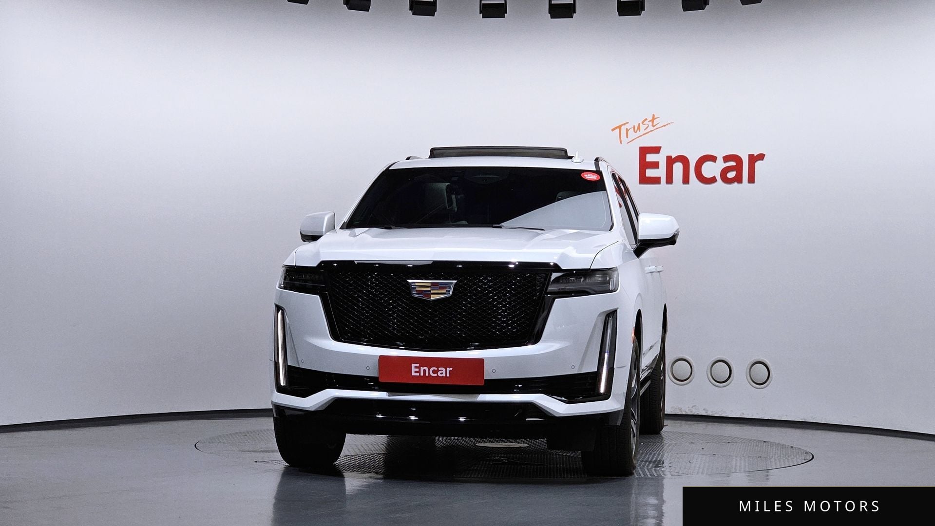 Cadillac Escalade 2023 — миниатюра 3
