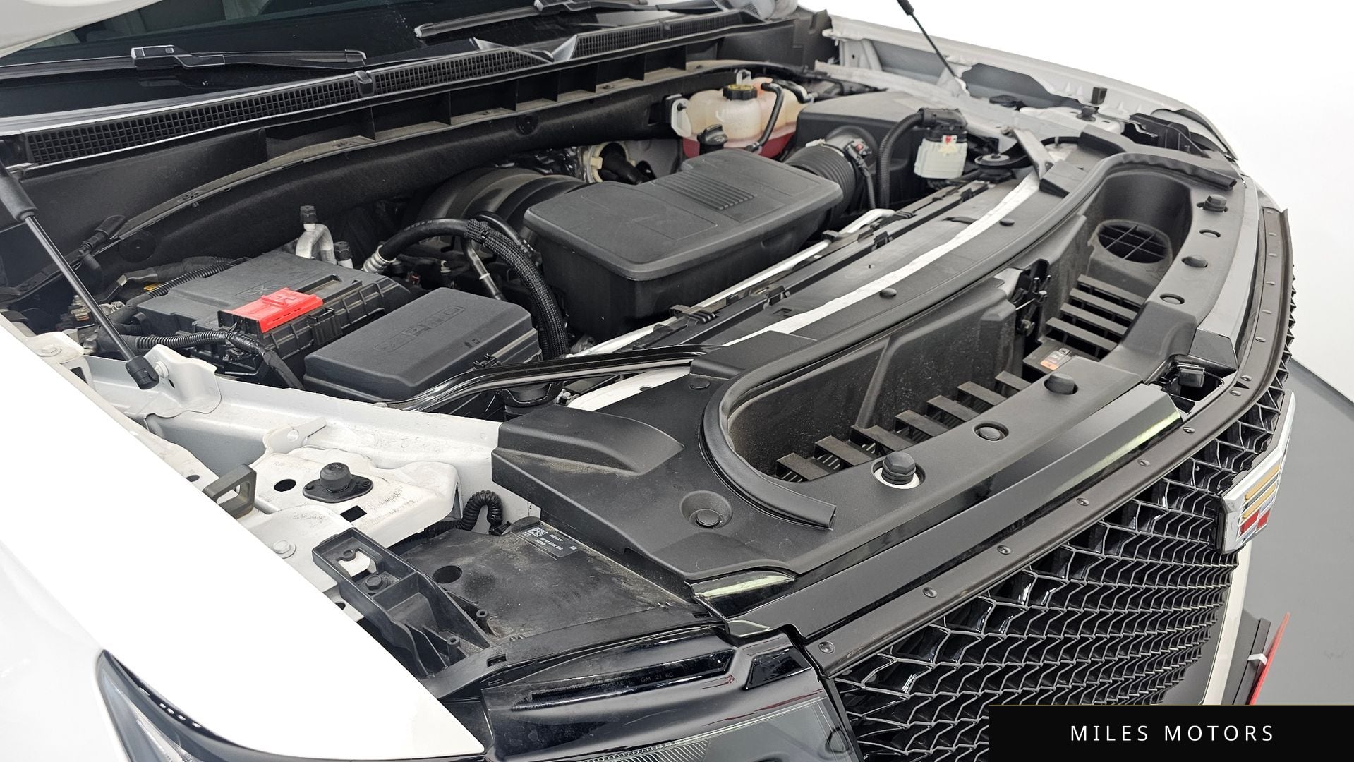 Cadillac Escalade 2023 — миниатюра 6