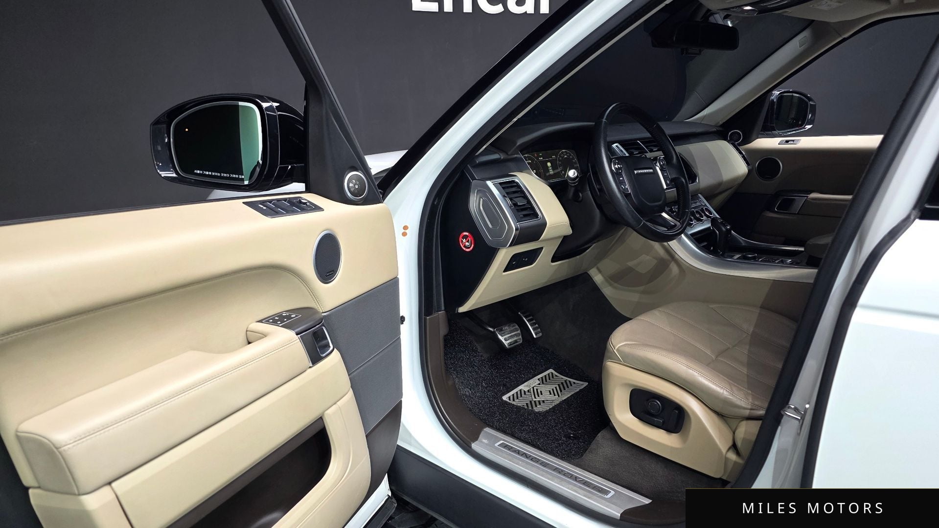 Land Rover Range Rover Sport 2016 — миниатюра 11