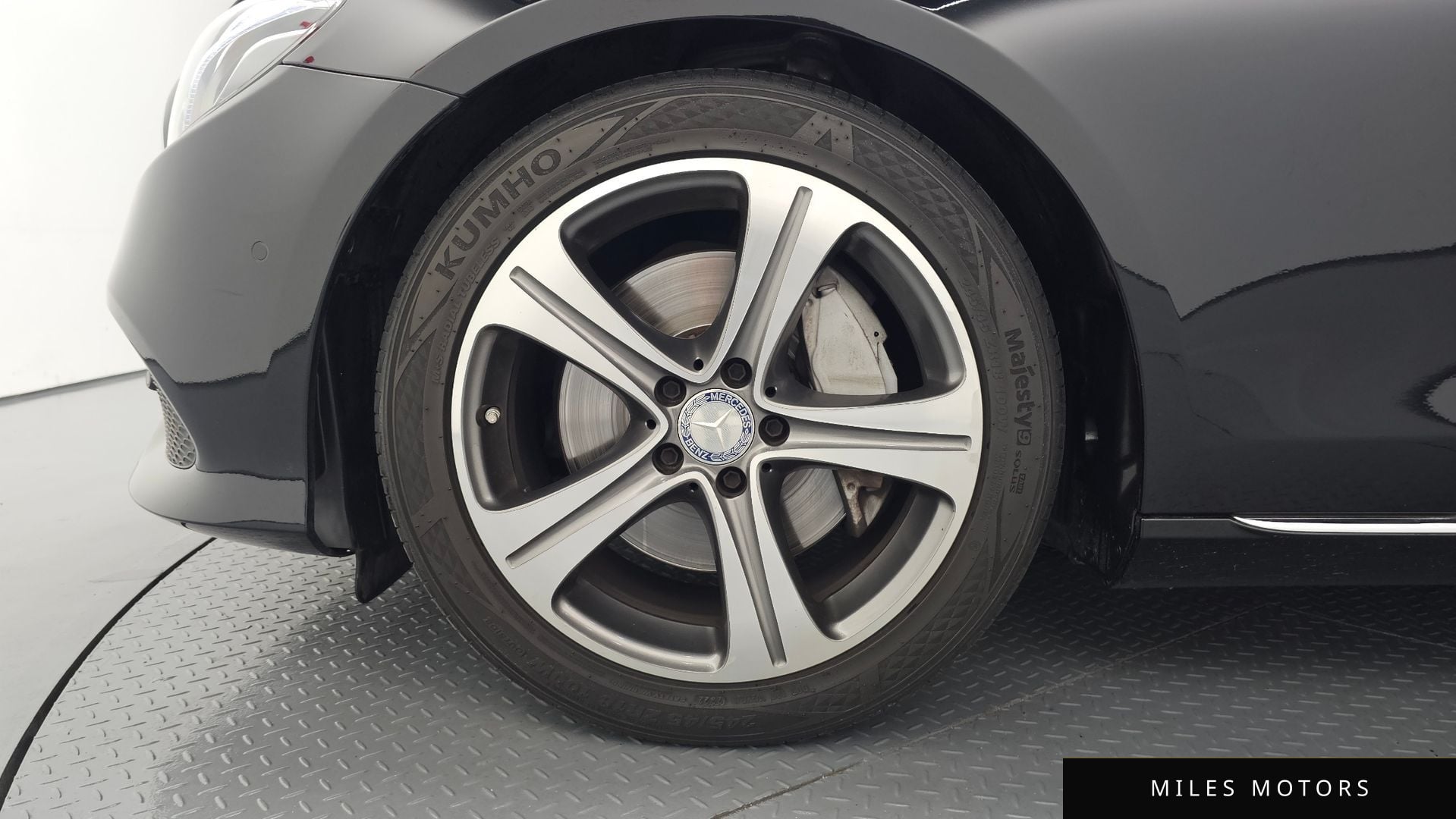 Mercedes-Benz E-Class W213 2017 — миниатюра 5