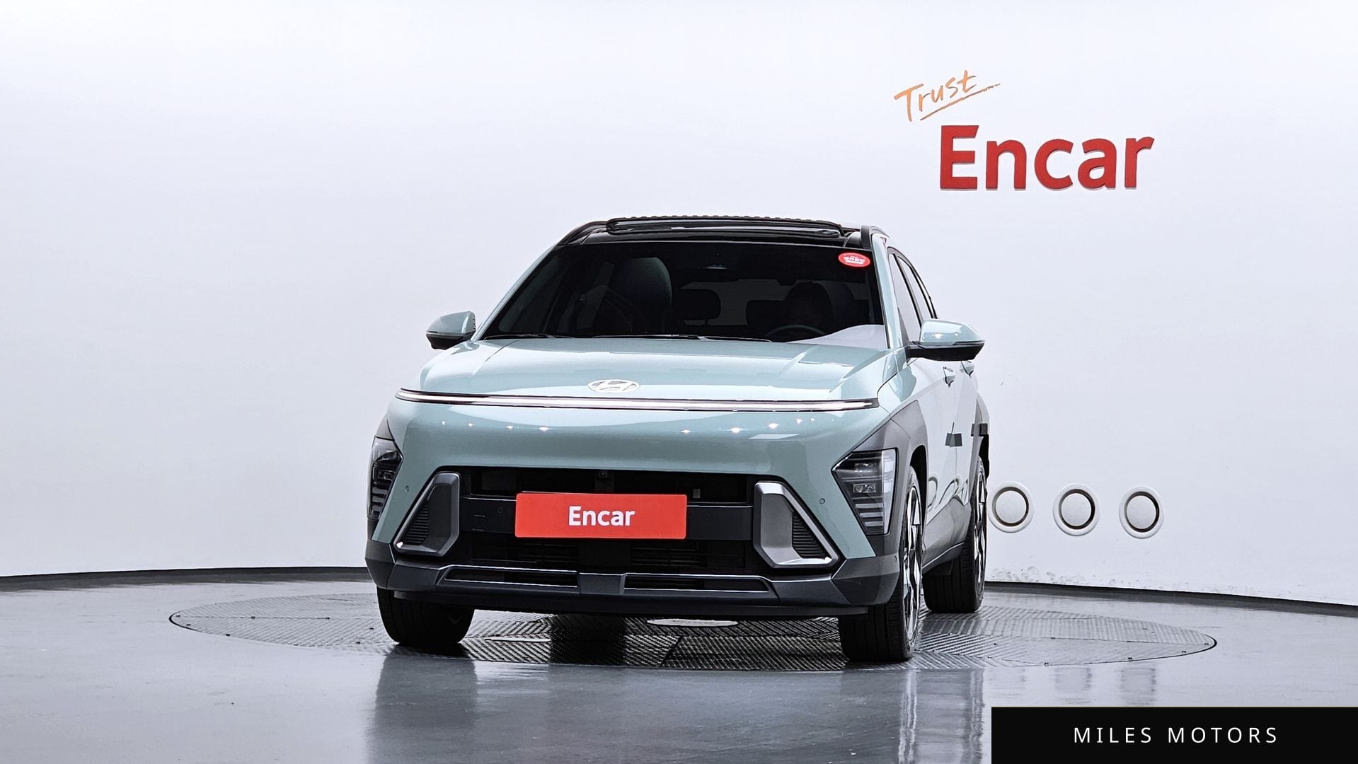 Hyundai Kona 2023 — миниатюра 3