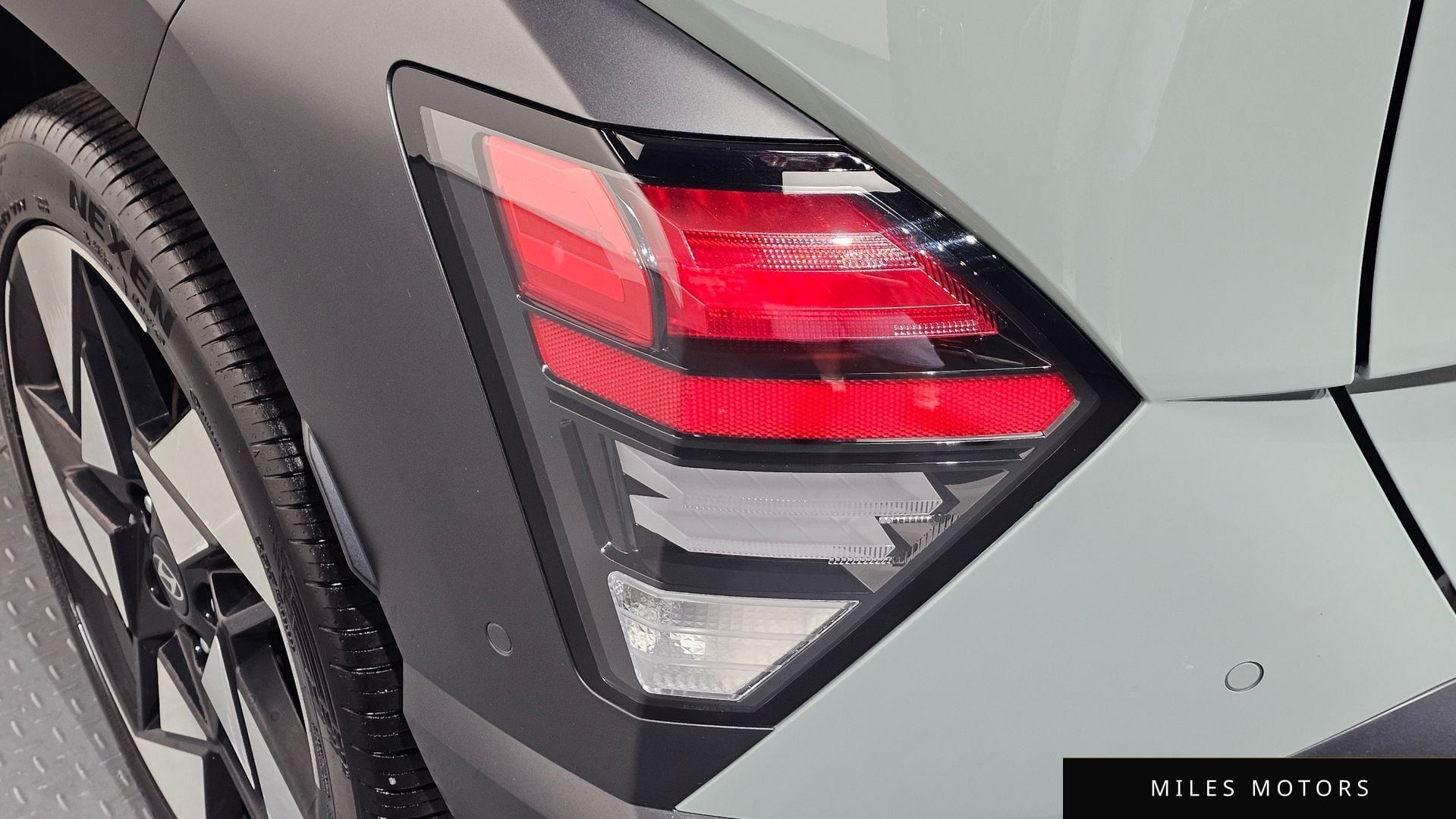 Hyundai Kona 2023 — миниатюра 9