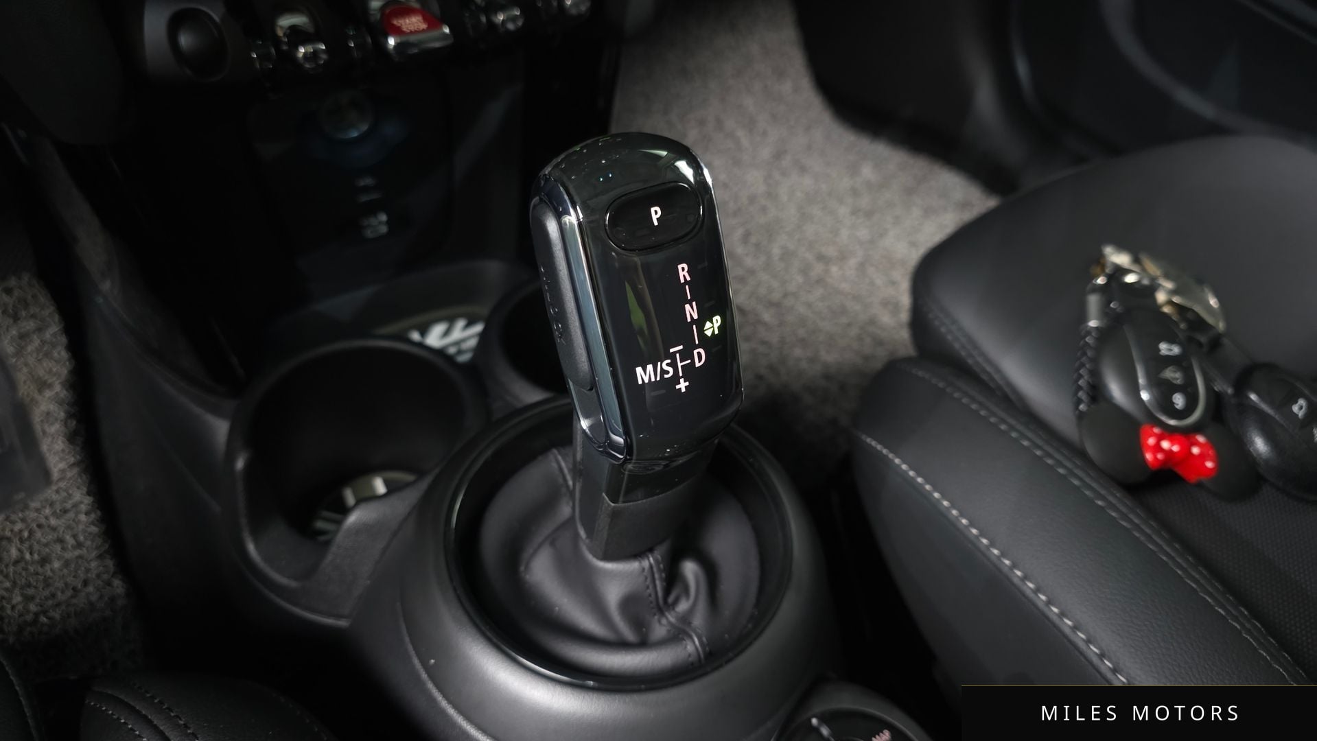 MINI Cooper 2022 — миниатюра 12