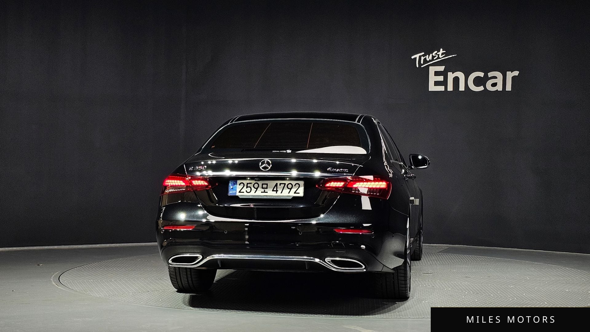 Mercedes-Benz E-Class W213 2022 — миниатюра 4