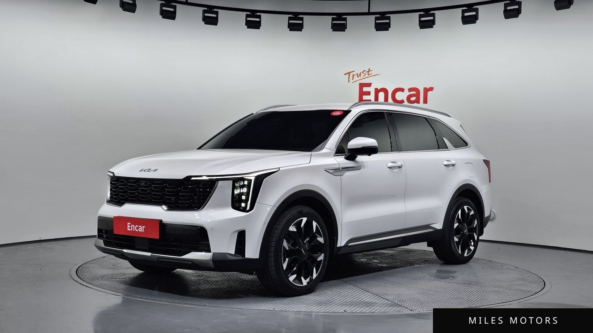 Kia Sorento 2024 — фото 1 из 12