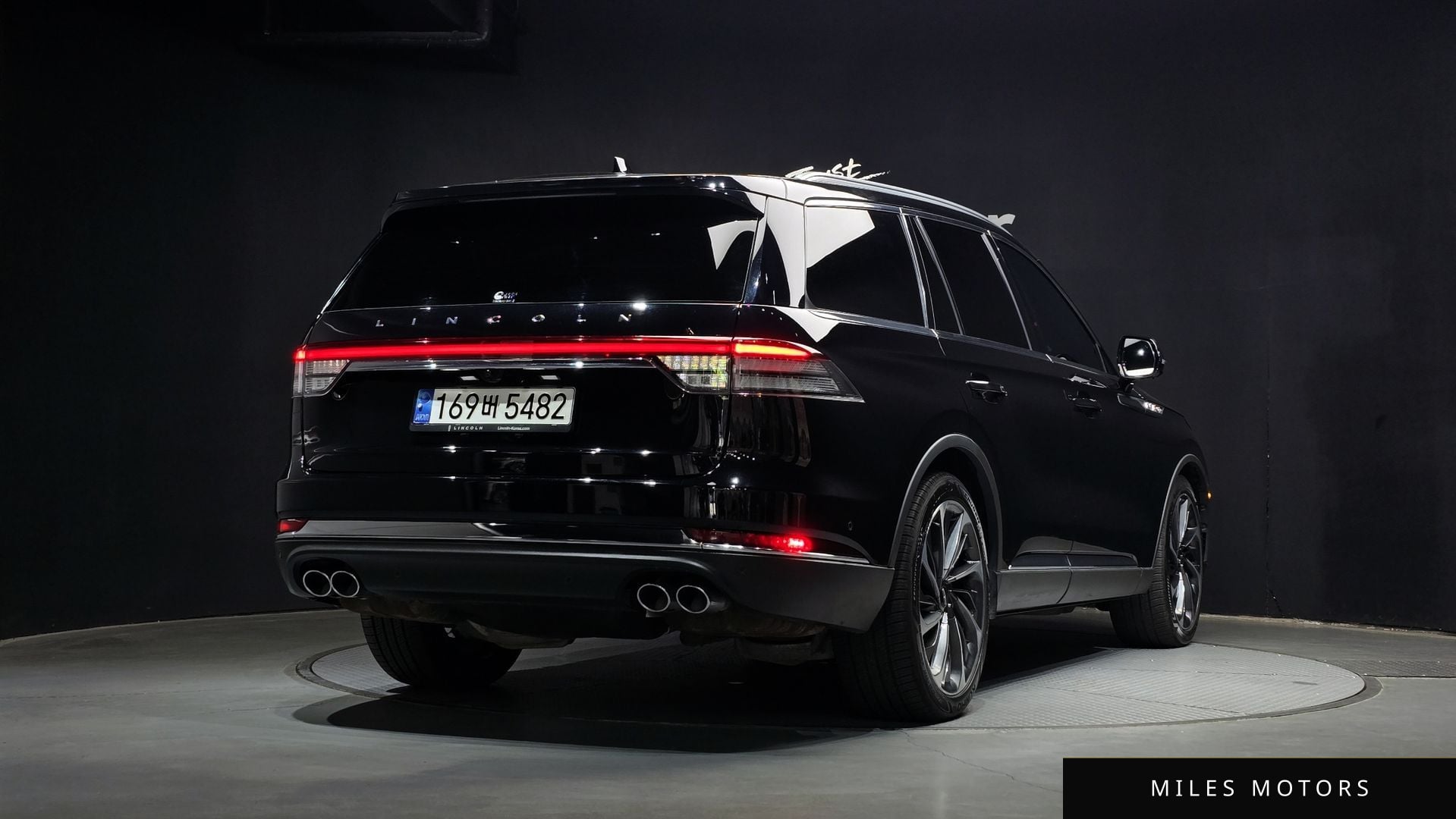 Lincoln Aviator 2022 — миниатюра 2