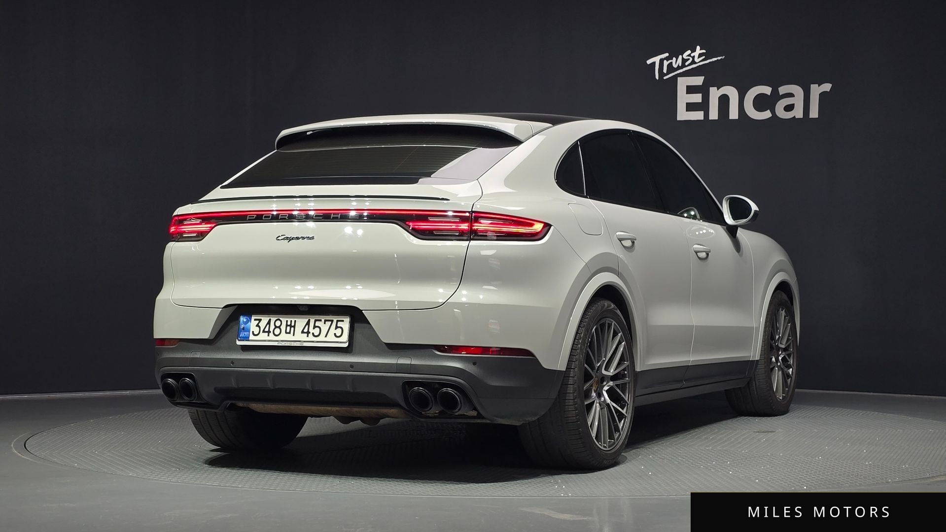 Porsche Cayenne 2022 — миниатюра 2