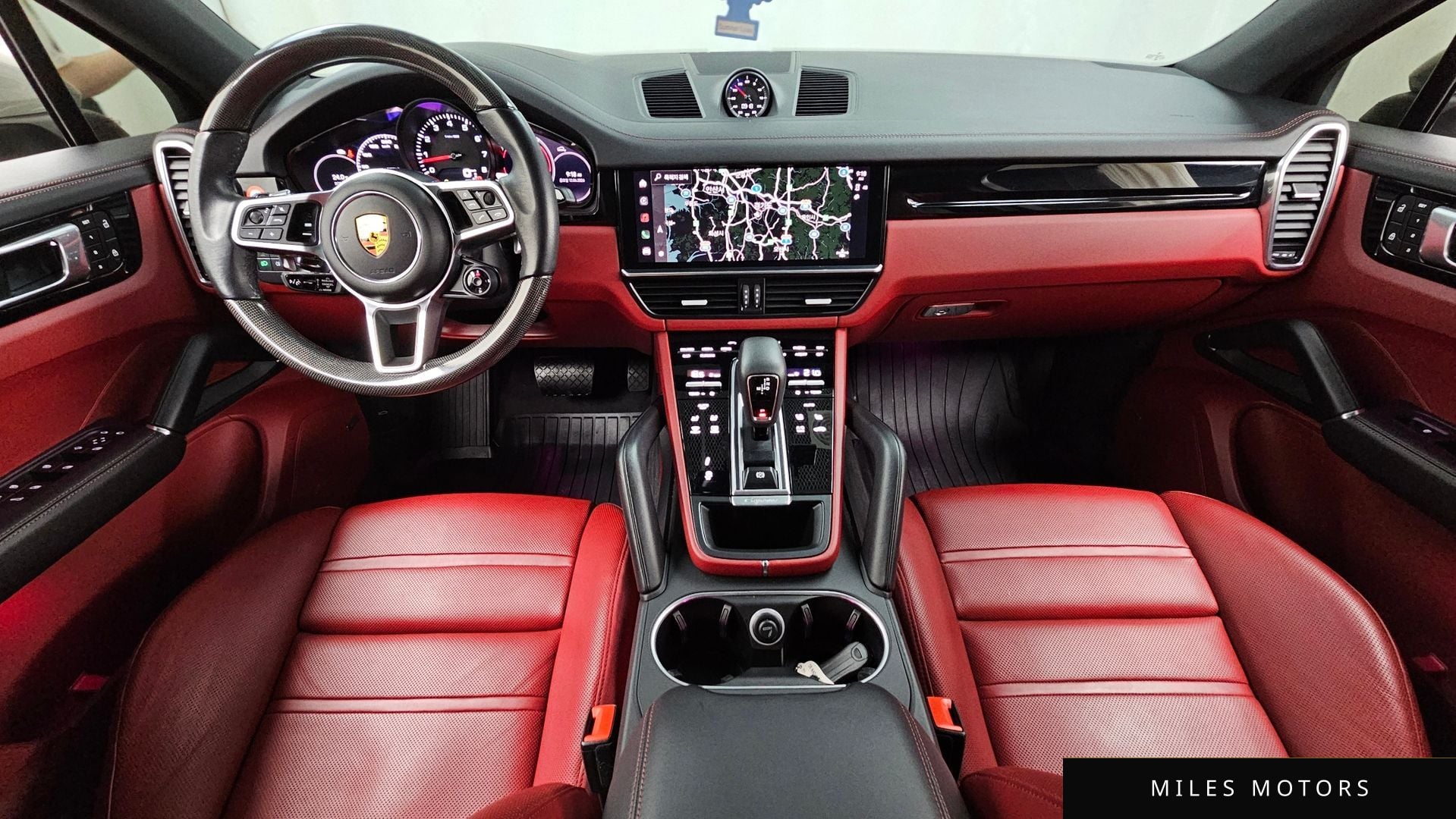 Porsche Cayenne 2022 — миниатюра 7