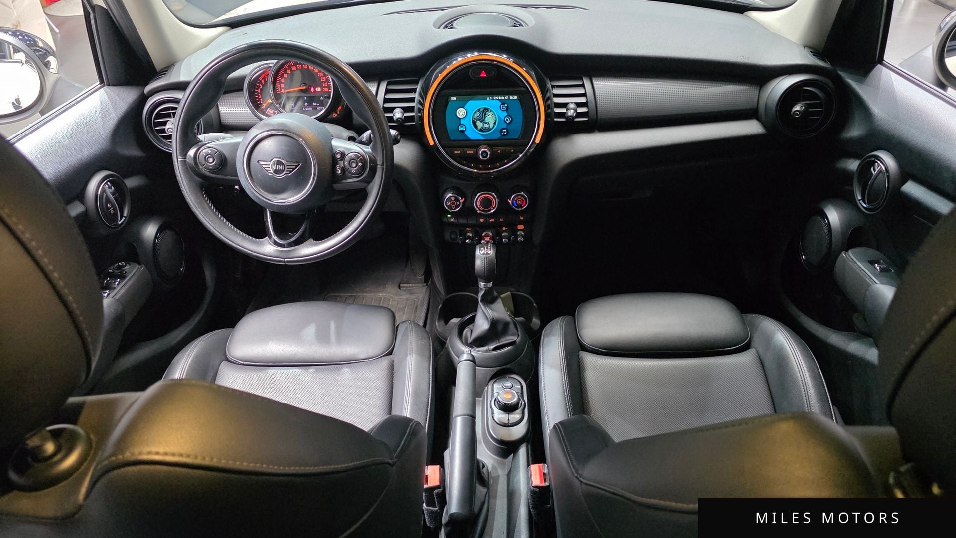 MINI Cooper 2019 — миниатюра 10