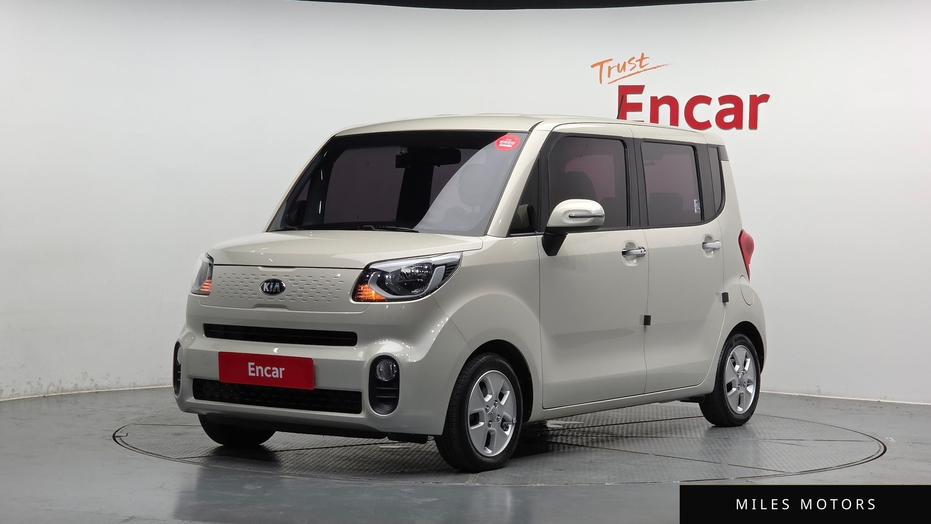Kia RAY 2018 — фото 1 из 12