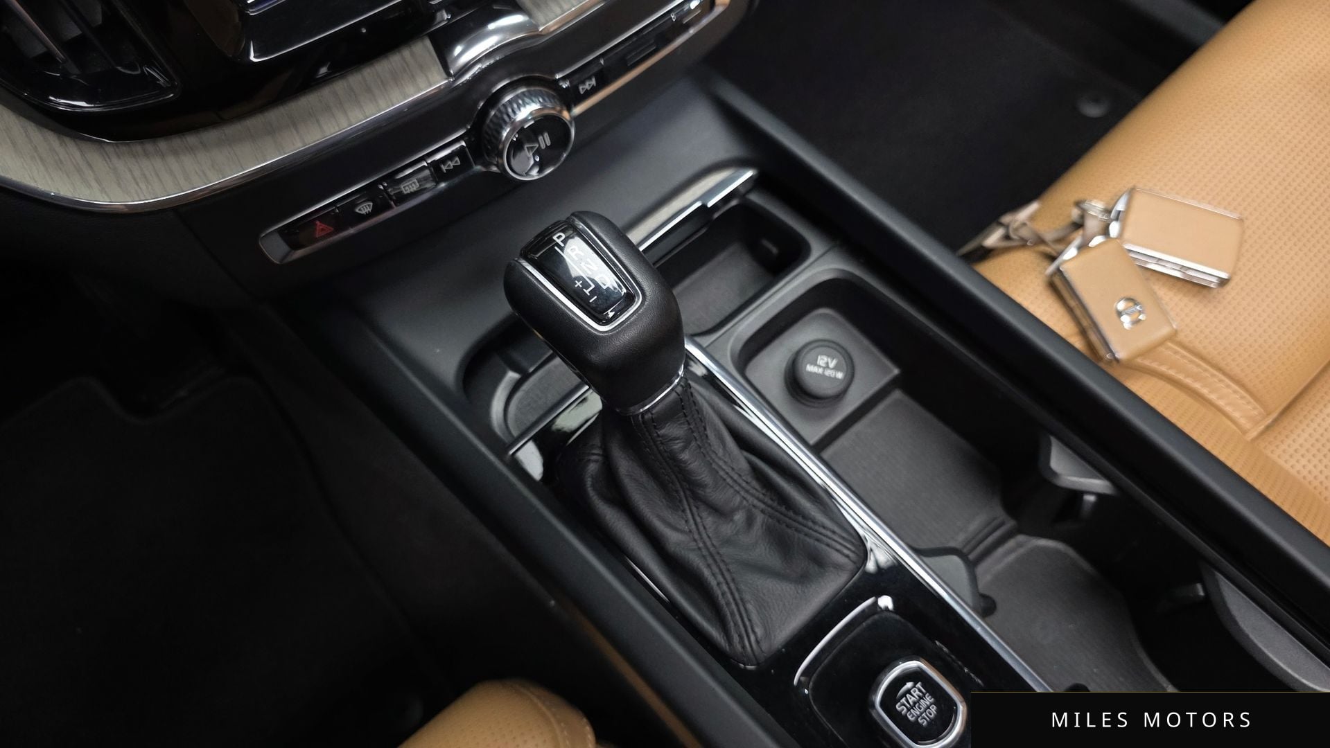 Volvo XC60 2018 — миниатюра 11