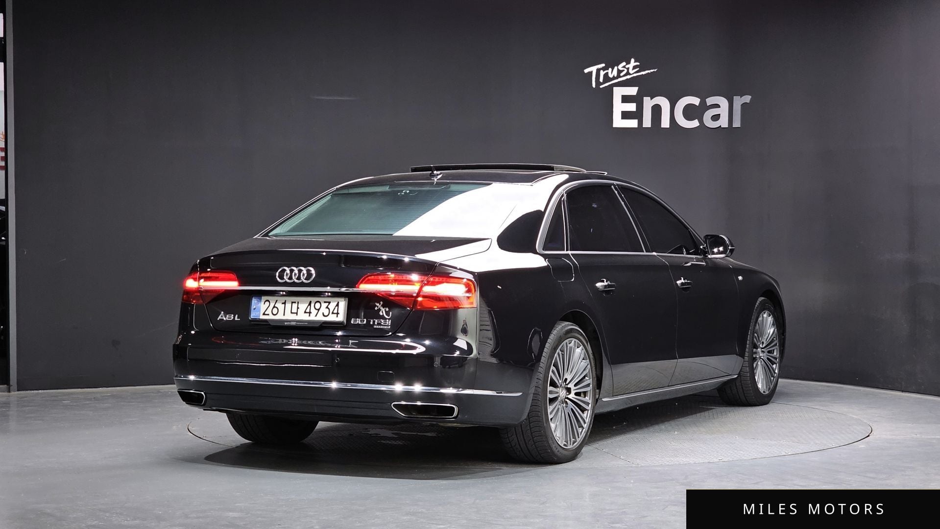 Audi A8 2015 — миниатюра 2