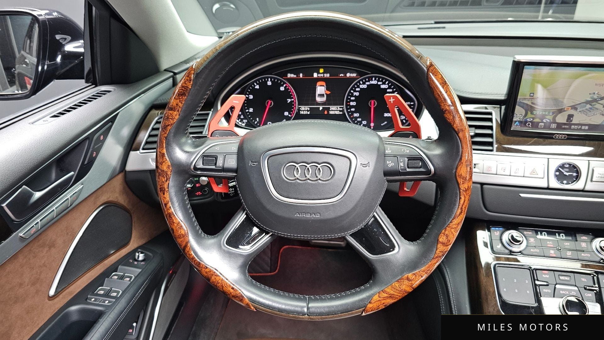 Audi A8 2015 — миниатюра 12